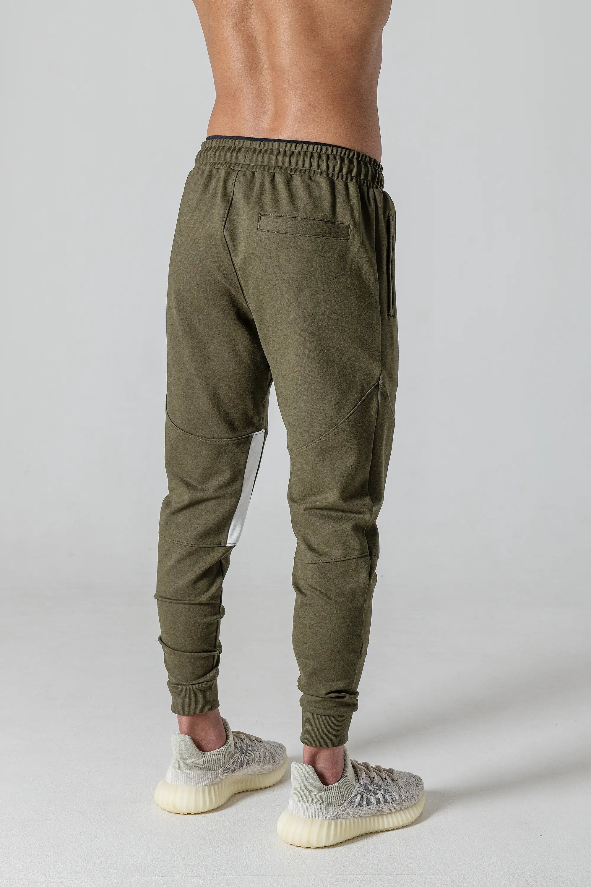 【Ver.3】Pvot Jogger Pants 1st (Dark Olive)