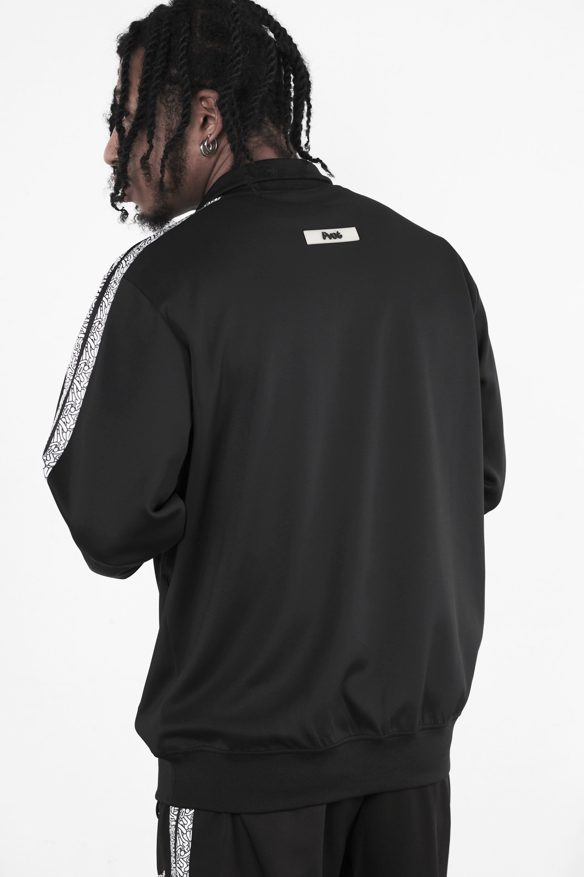 XL size (178cm / 81kg)