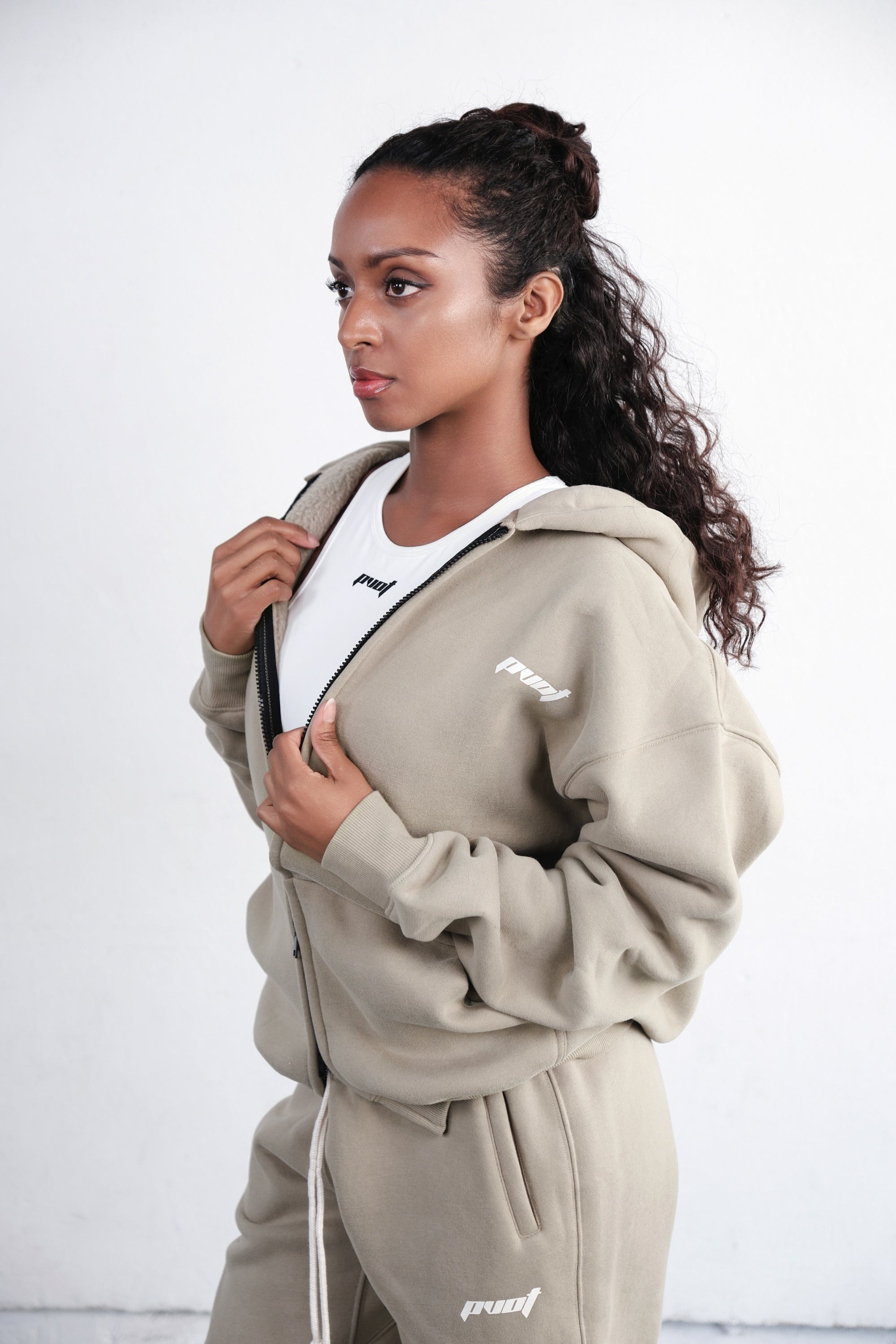 S size (158cm / 48kg)