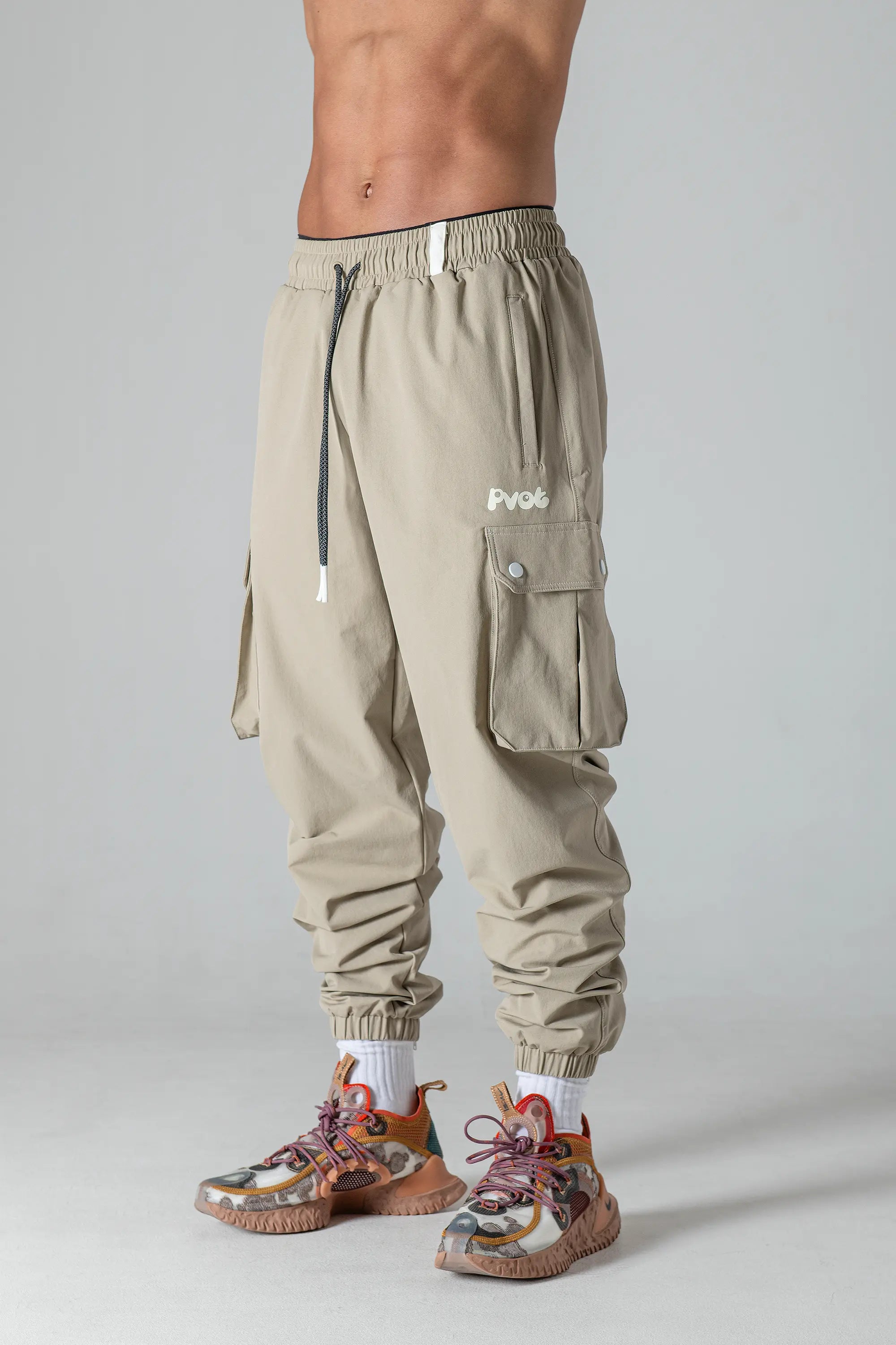 Bottom : M size (171cm / 73kg)