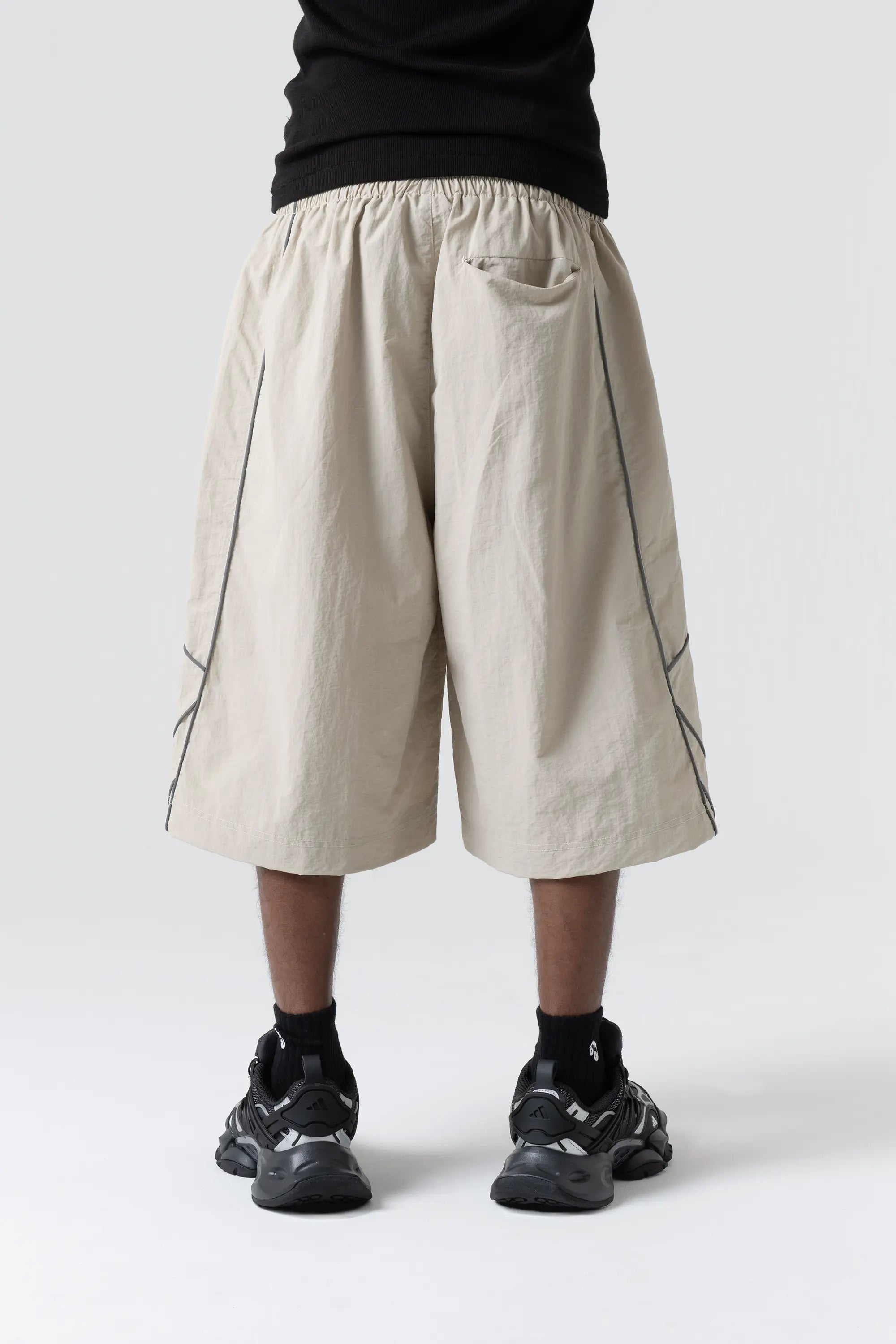 L size (174cm / 63kg)