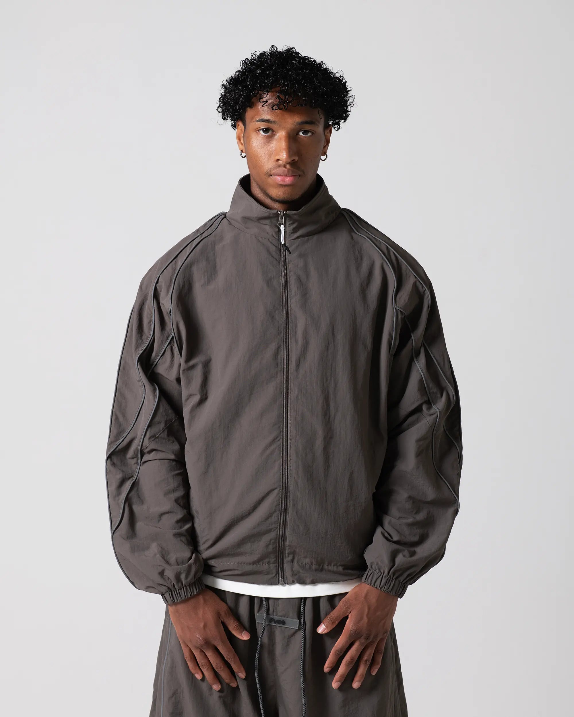 PVOT NYLON JACKET GRAY ／ピボット／ジャケットL／パンツM PVOT NYLON JACKET GRAY ／ピボット／ジャケットL／パンツM