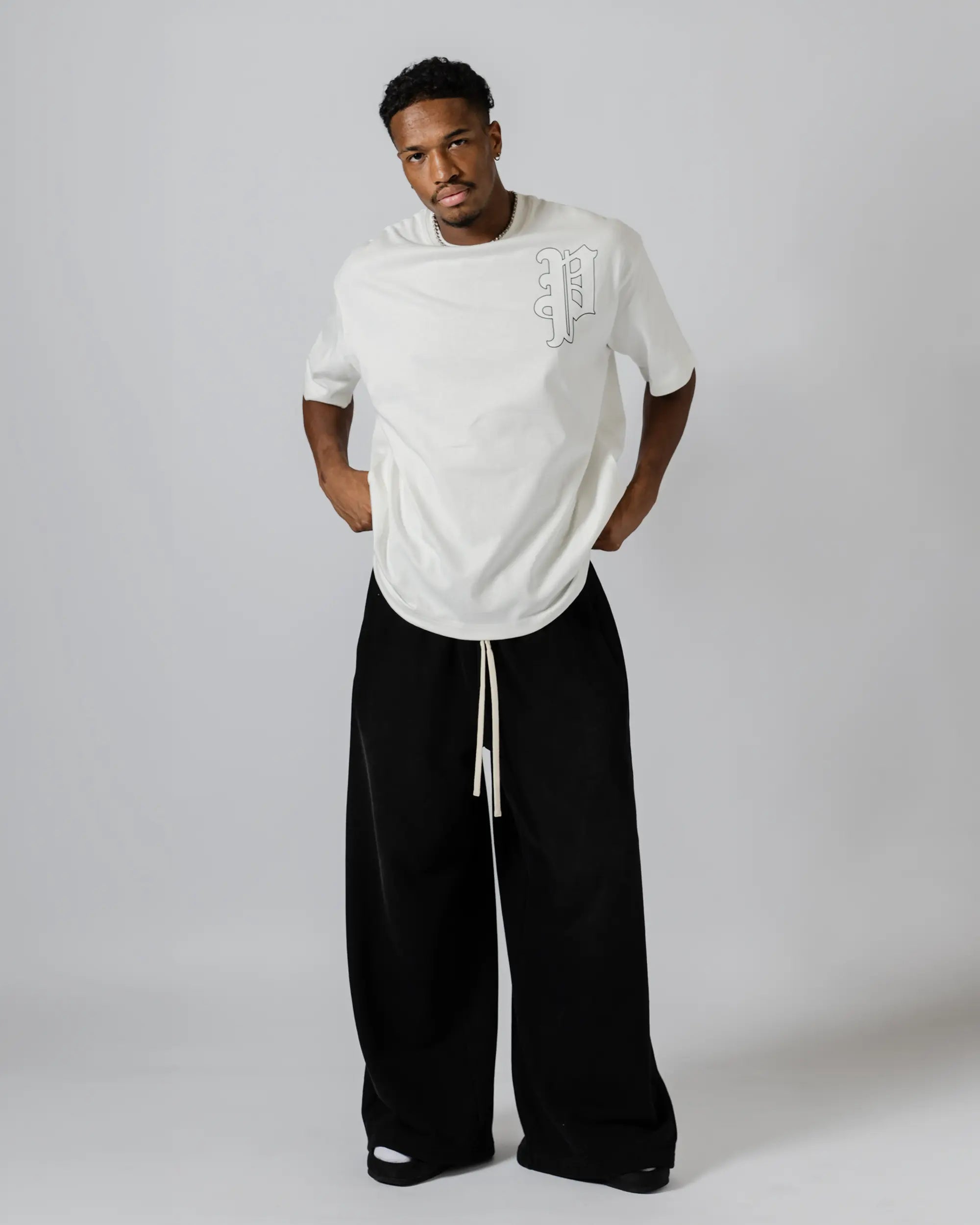 "Privé" Big Logo T-Shirts (White)