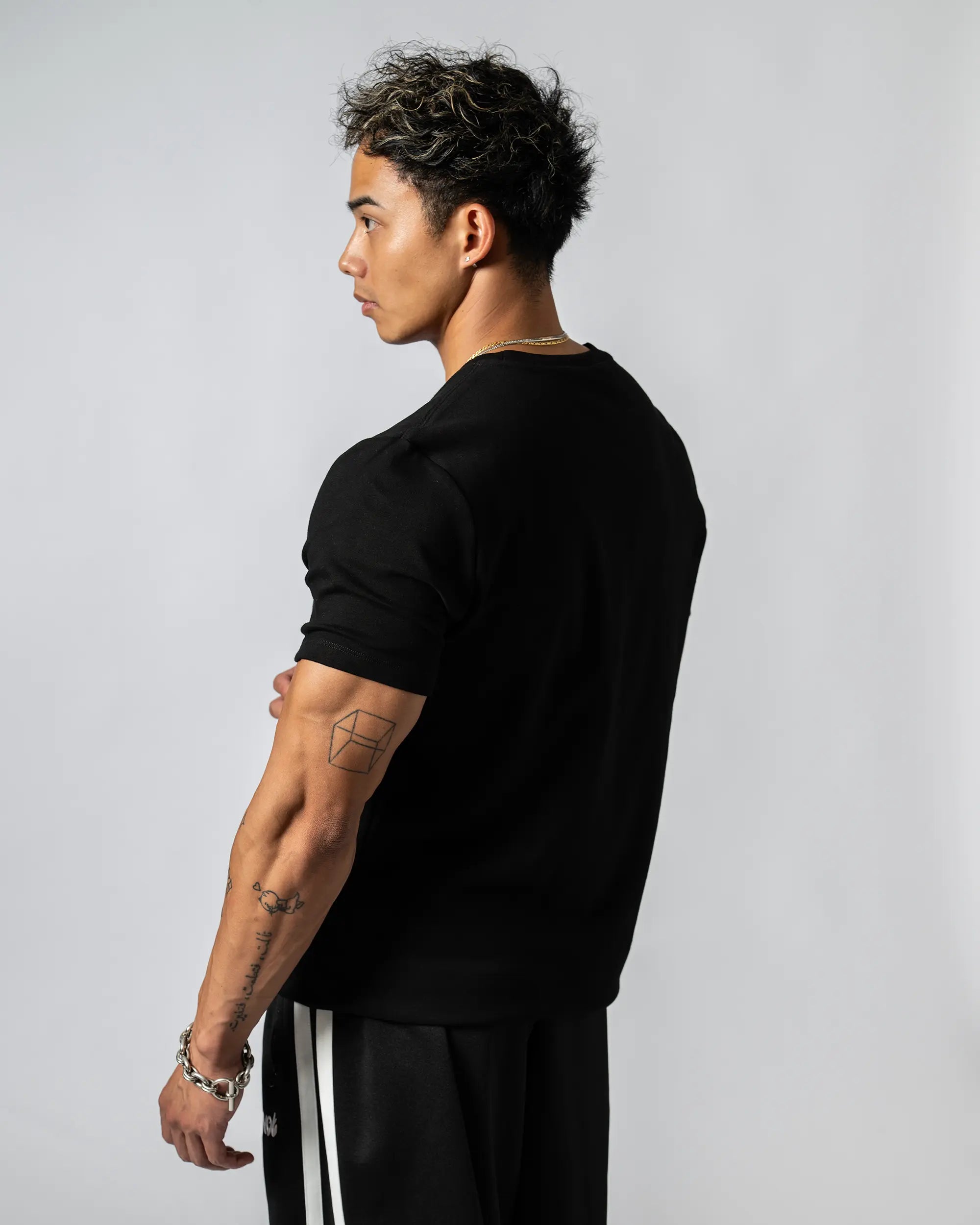Pvot Flex Weight Athleisure T-Shirts (Black)
