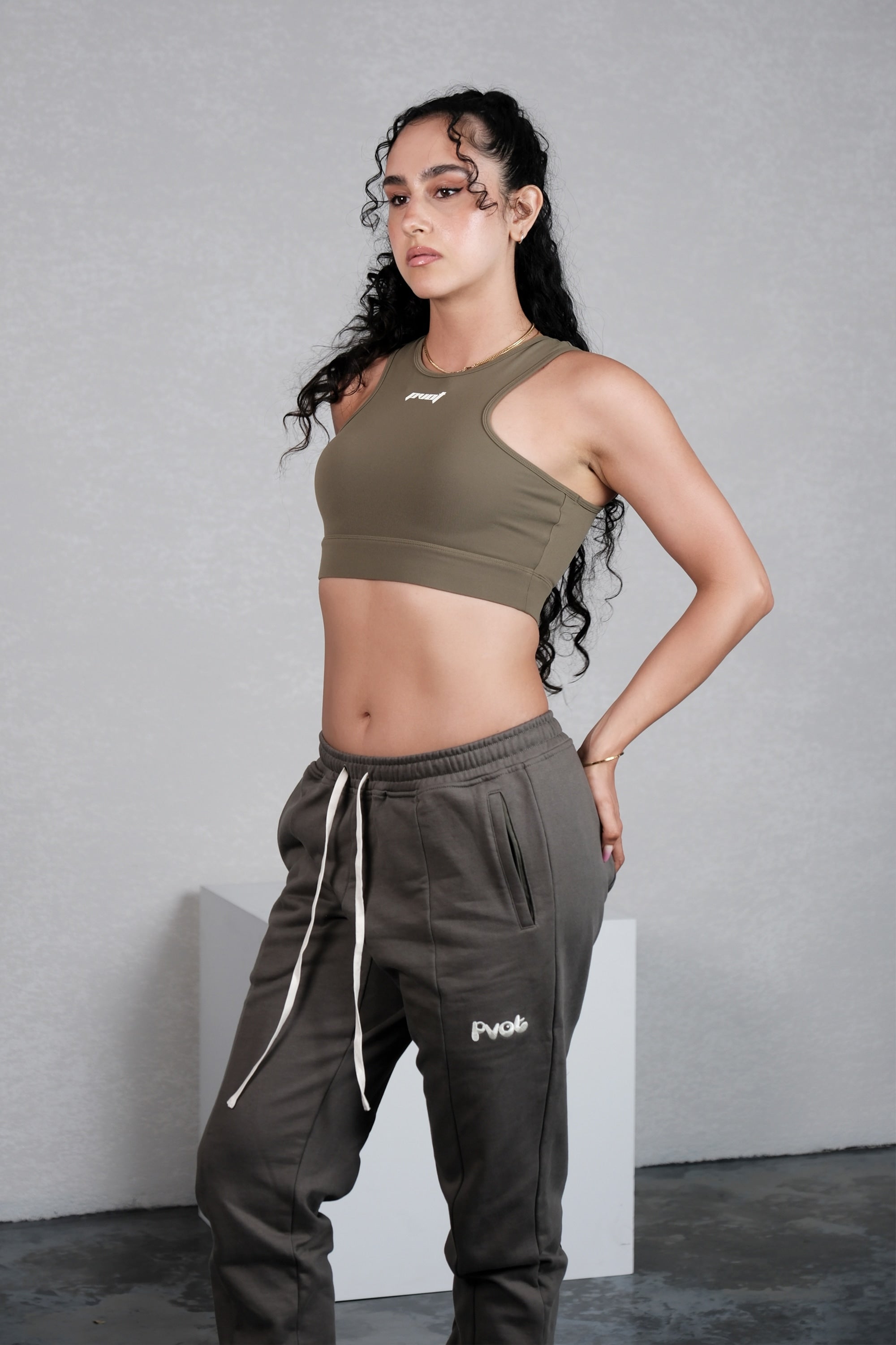 Pvot Athleisure Sports Bra (Khaki)