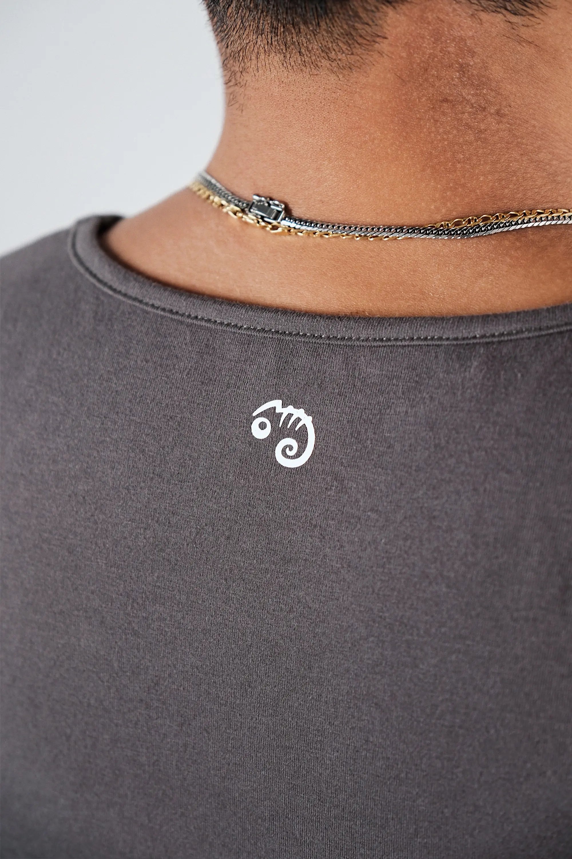 Pvot Athleisure Basic Tank Ver.2 (Dark Gray)
