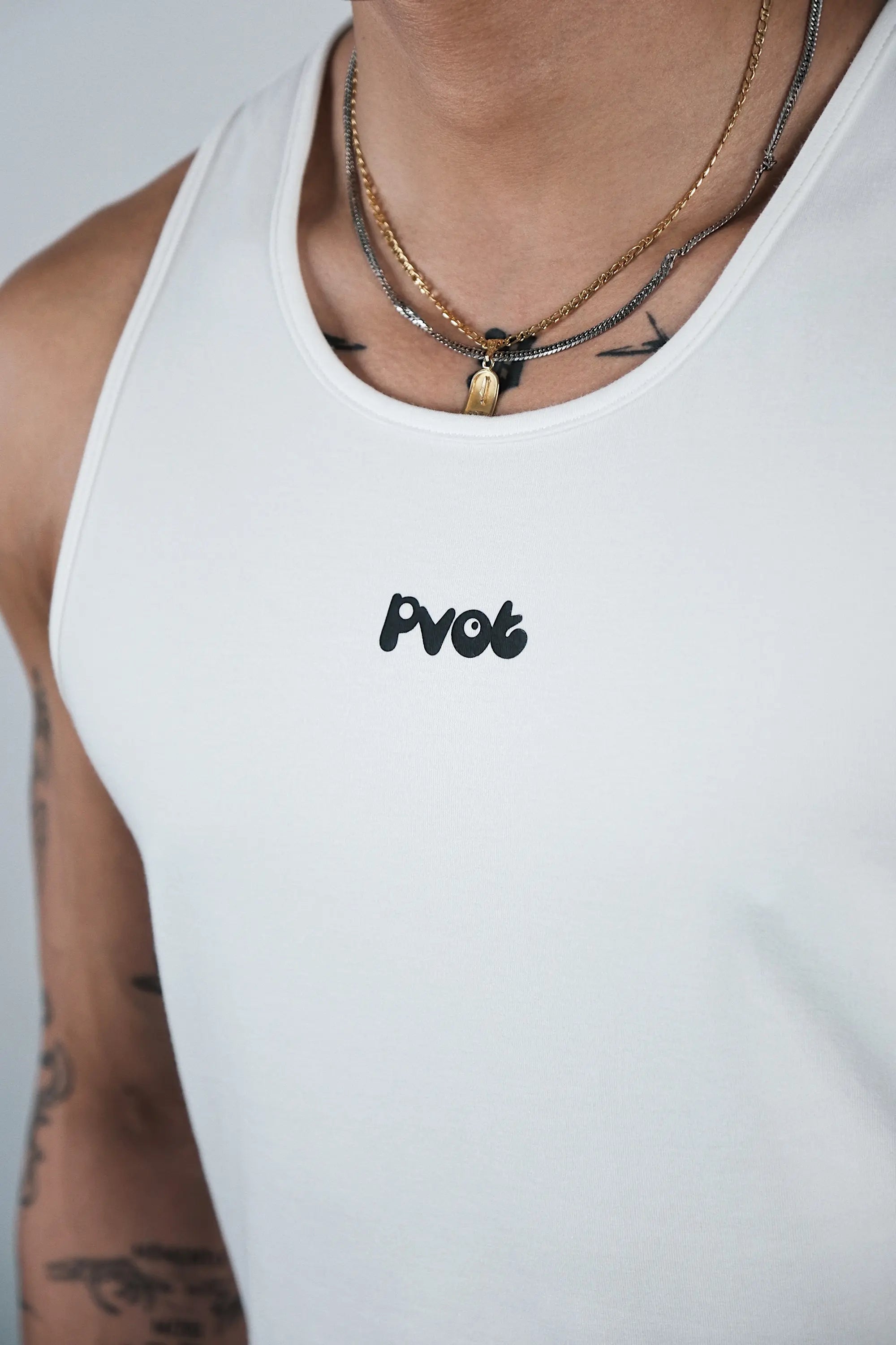 Pvot Athleisure Basic Tank Ver.2 (Off White)