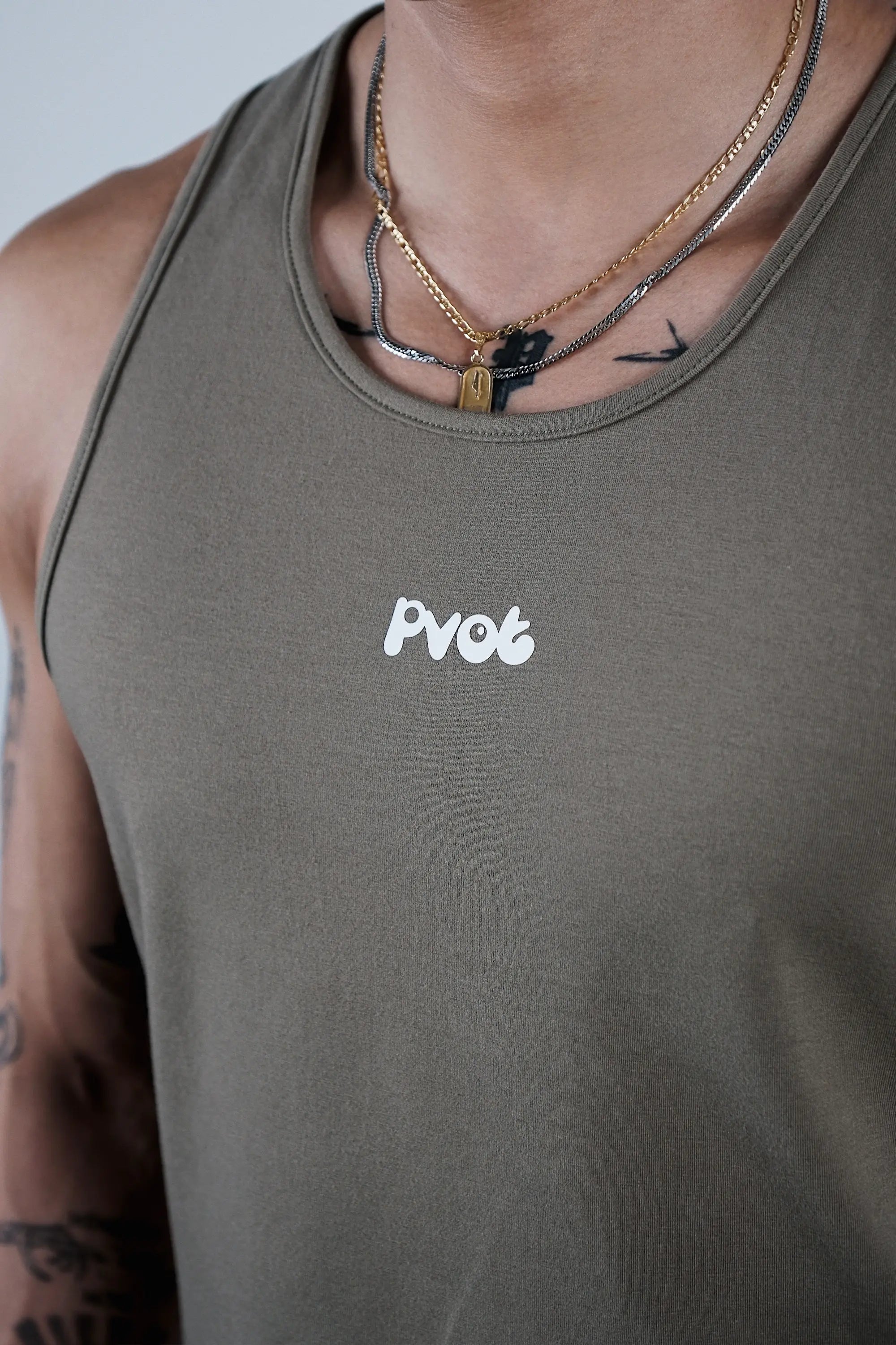Pvot Athleisure Basic Tank Ver.2 (Olive)