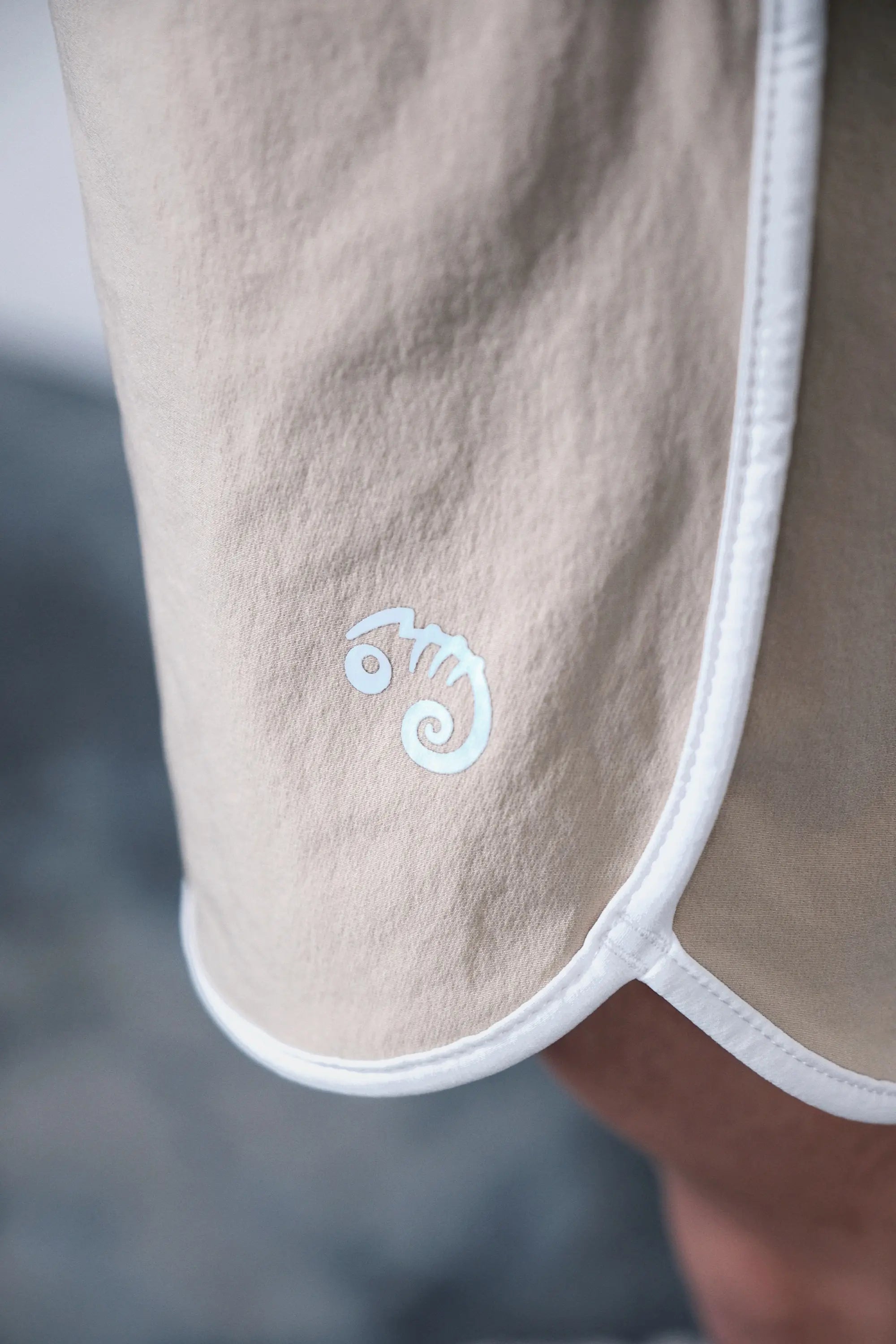 Pvot Athleisure Shorts (Beige)