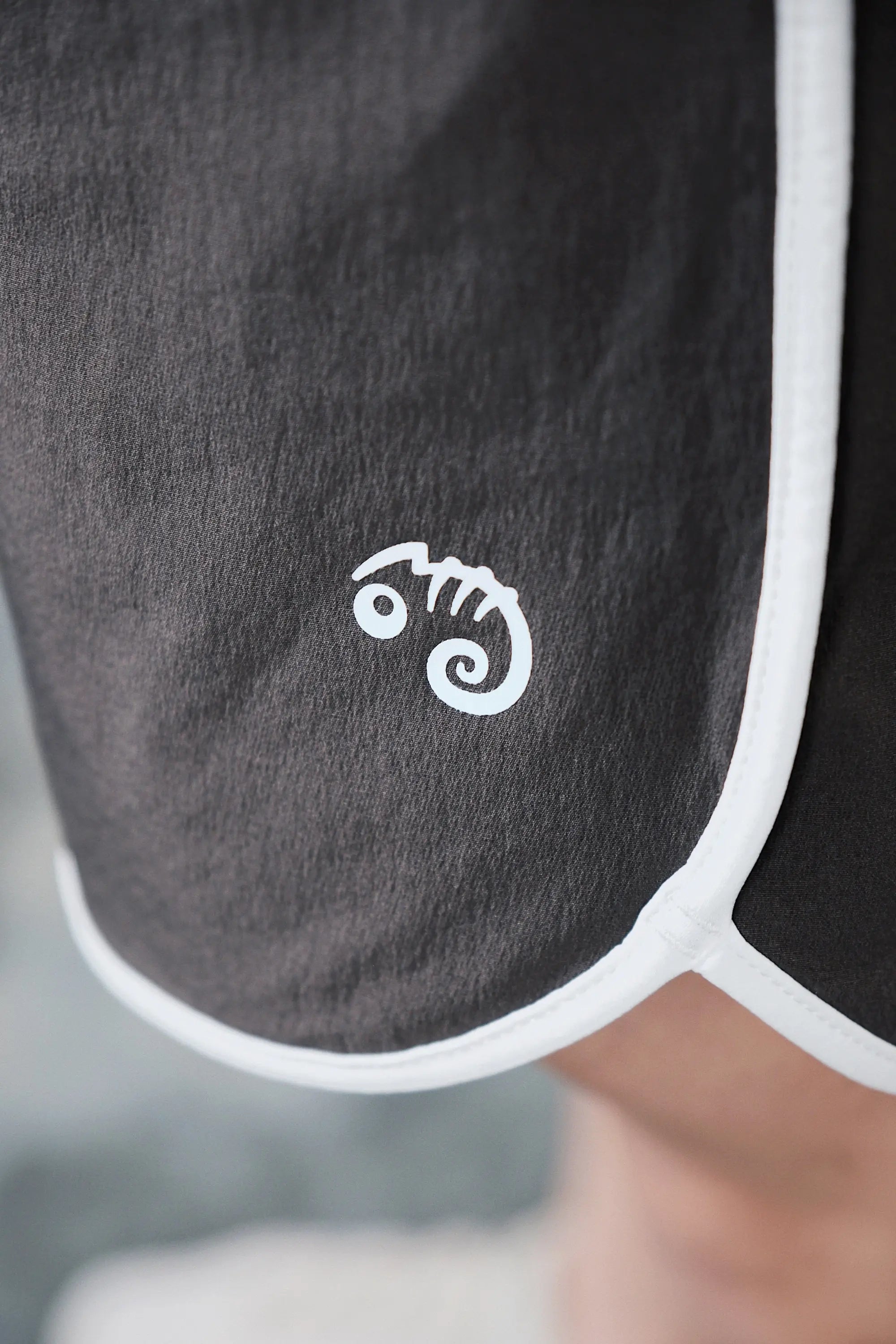 Pvot Athleisure Shorts (Dark Gray)