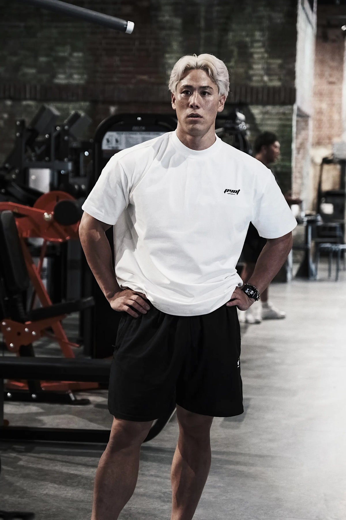 Tops : XL size (178cm / 88kg)
Bottoms : XL size (178cm / 88kg)