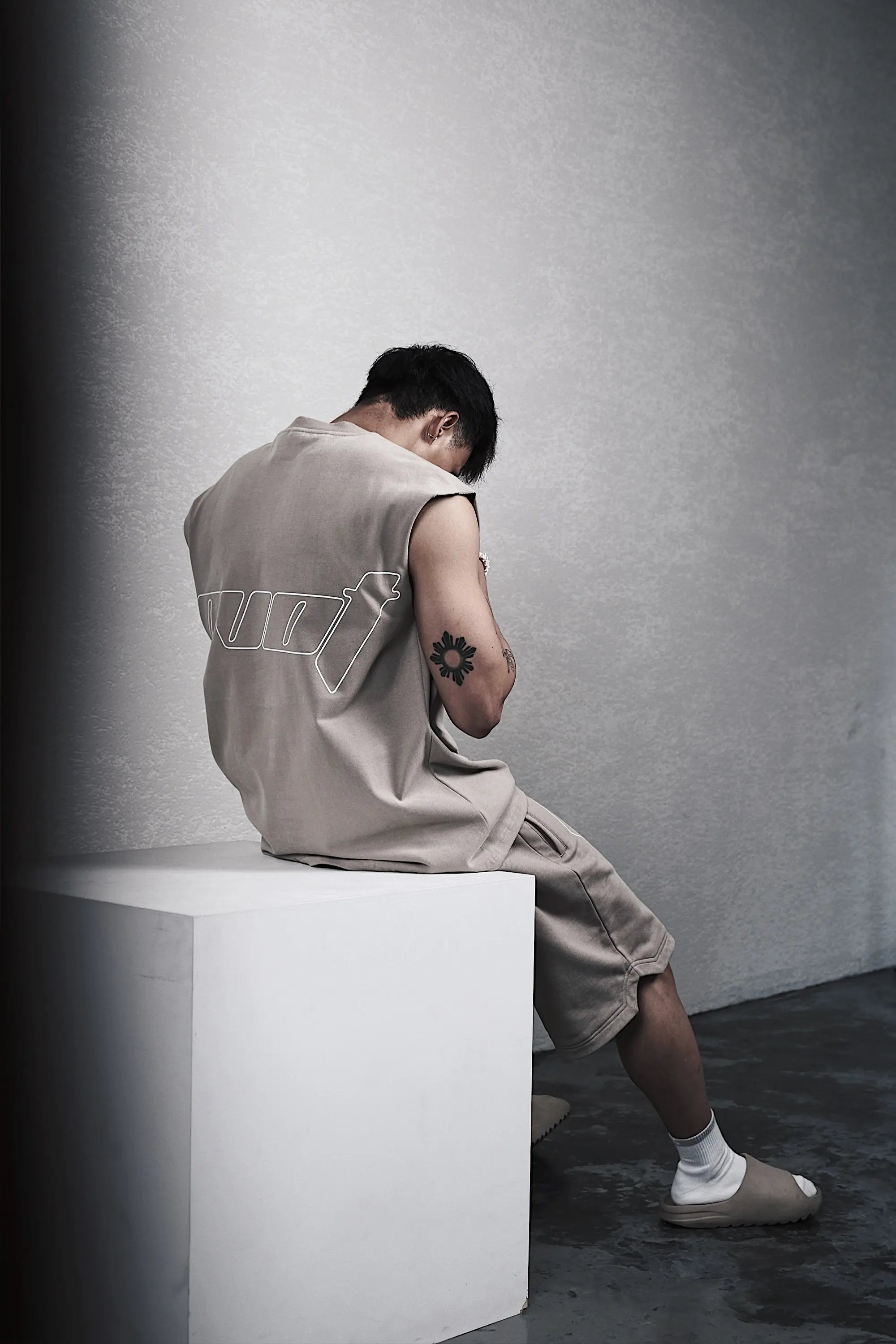 Pvot Athletic BLL Sleeveless Tank (Sand Beige)