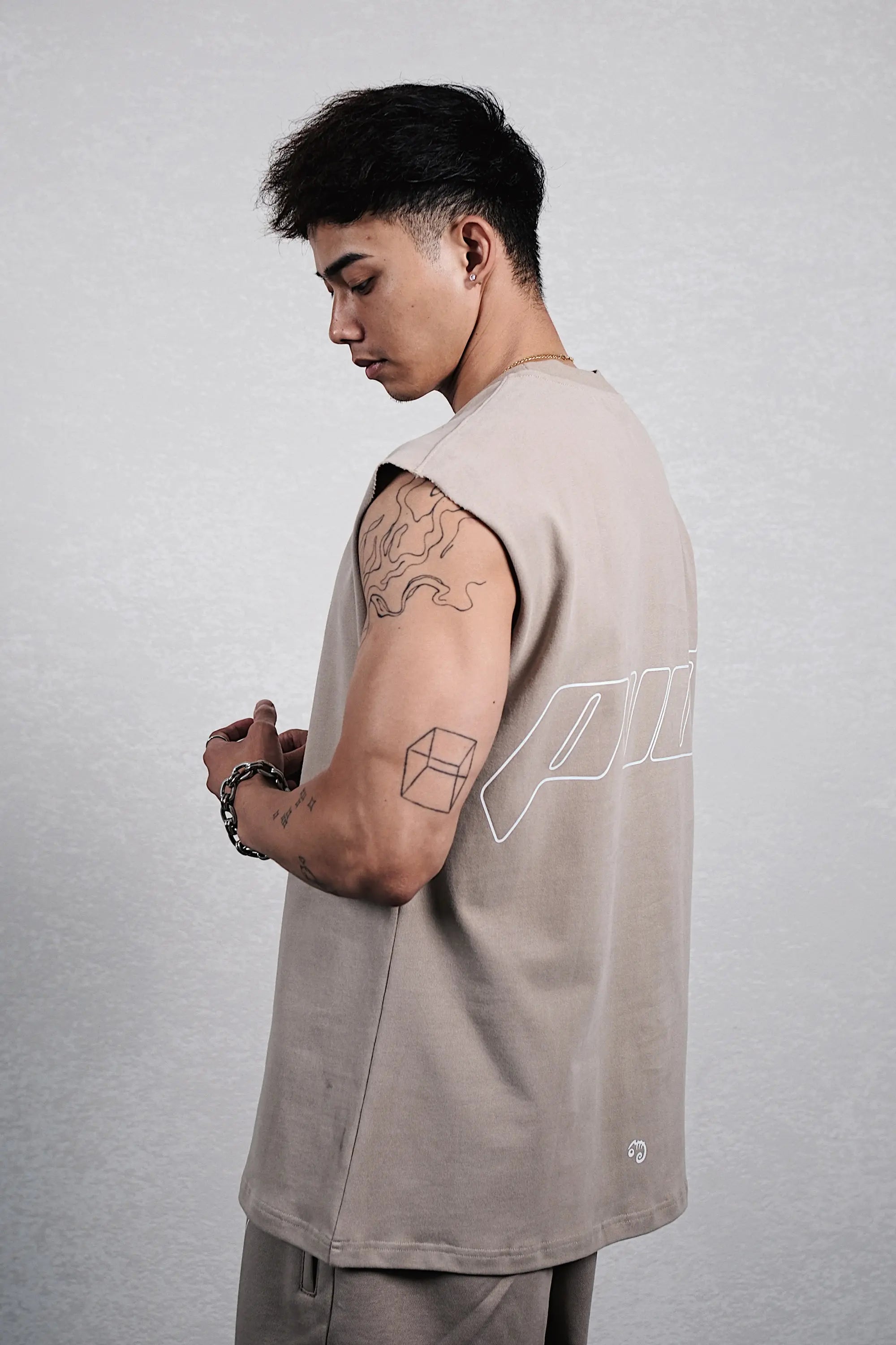 L size (171cm / 73kg)