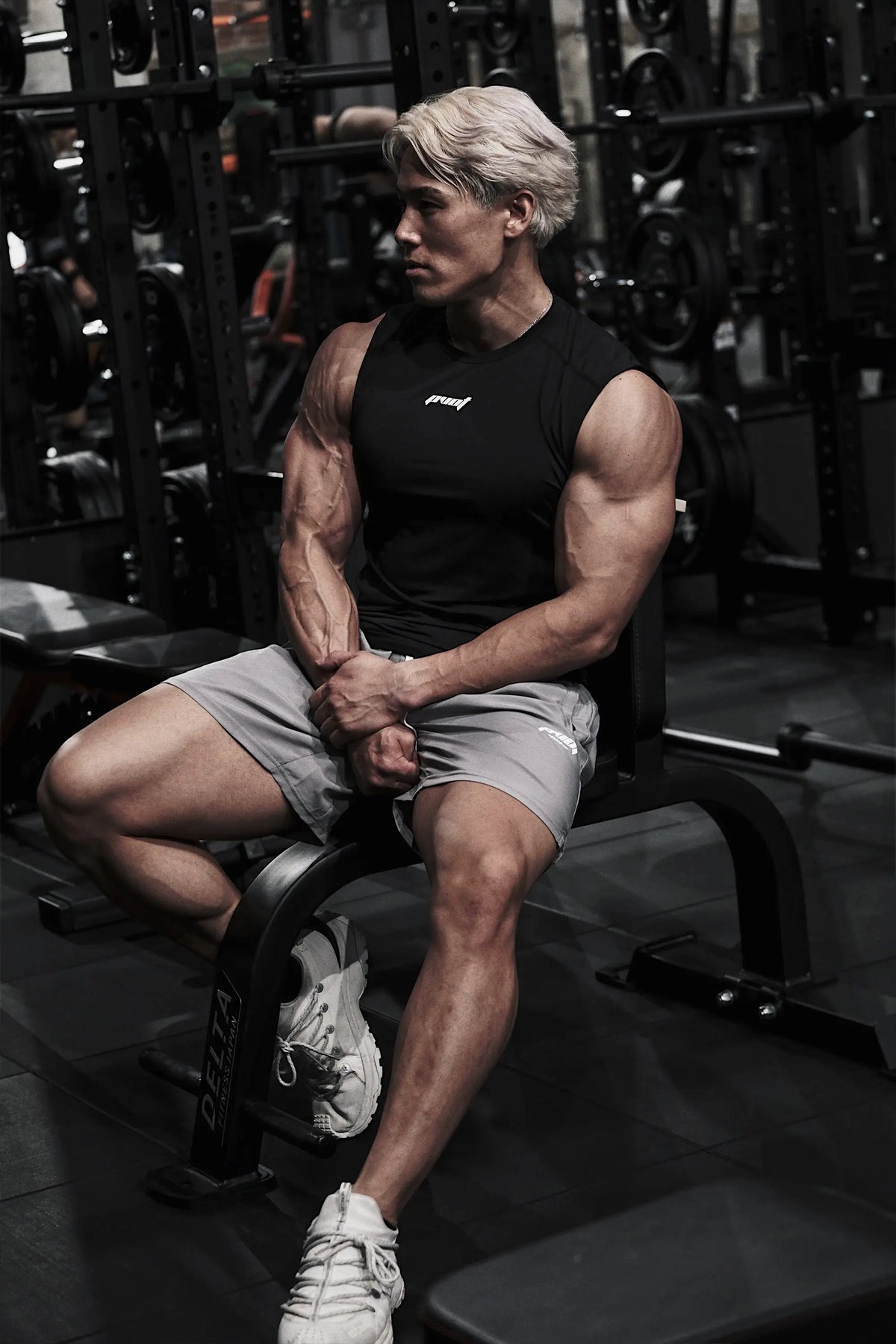 Tops : XXL size (178cm / 88kg)
Bottoms : XL size (178cm / 88kg)