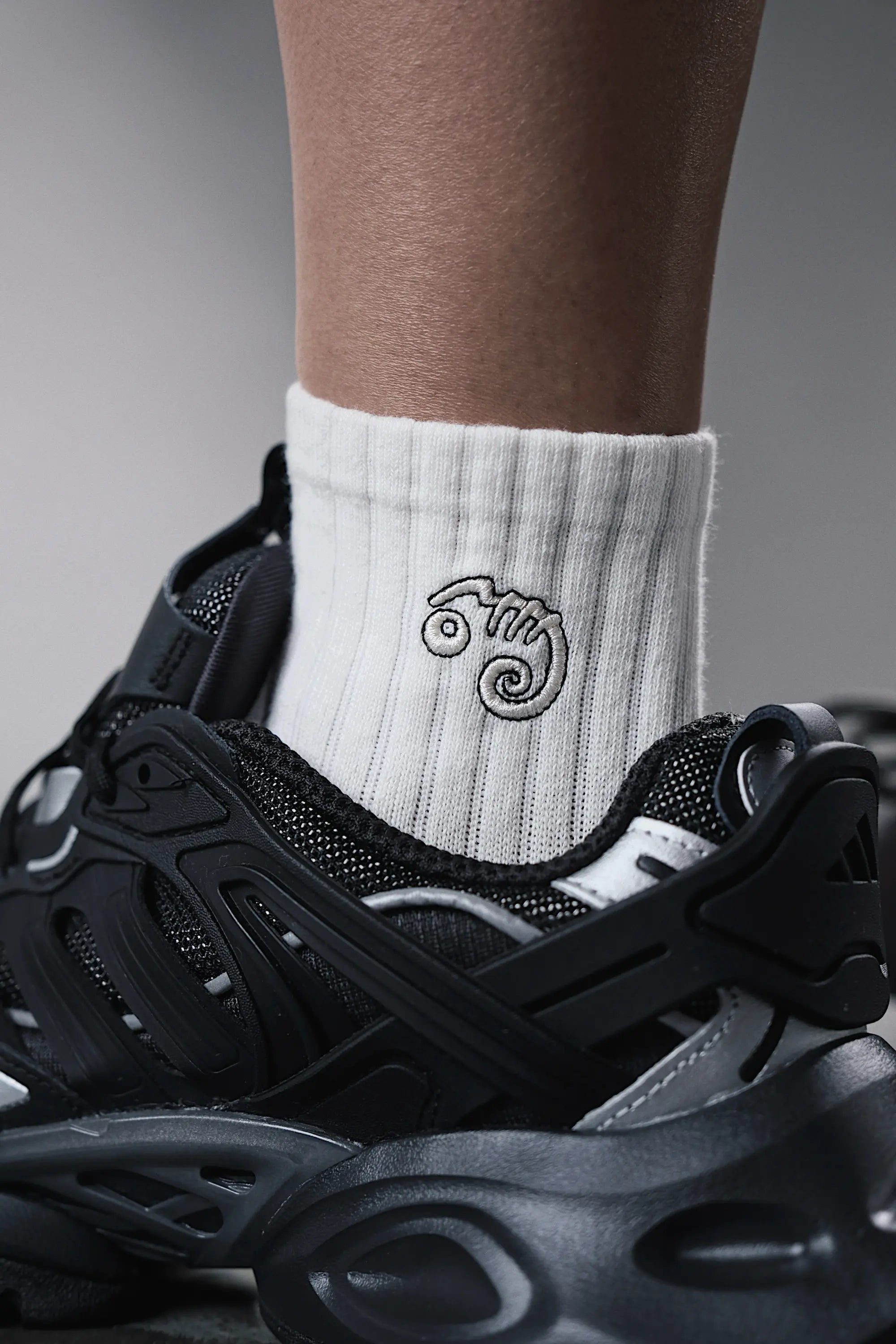 Pvot Symbol Short Socks (Ivory)