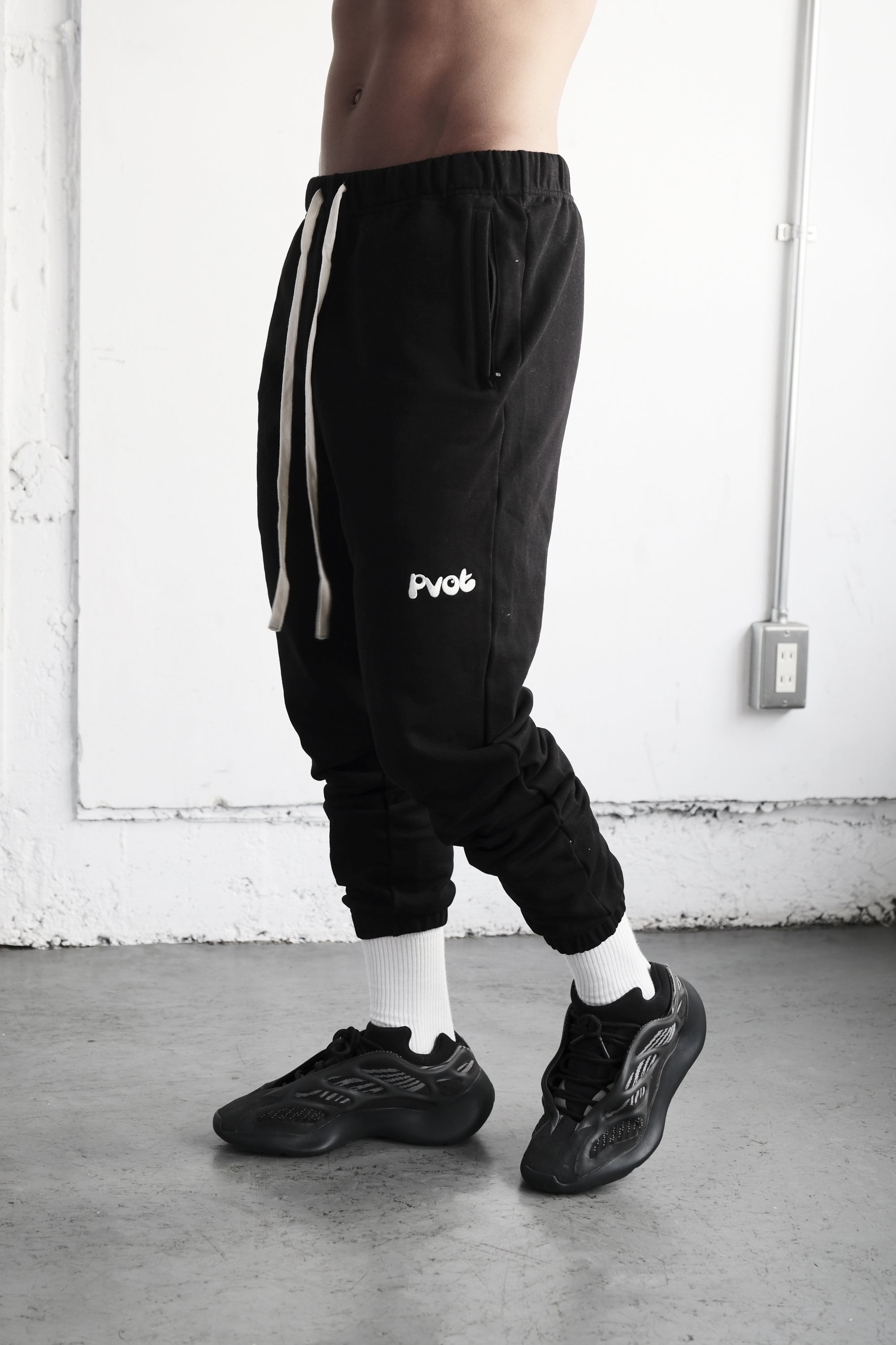 Pvot N-Basic Sweat Jogger Pants (Black)