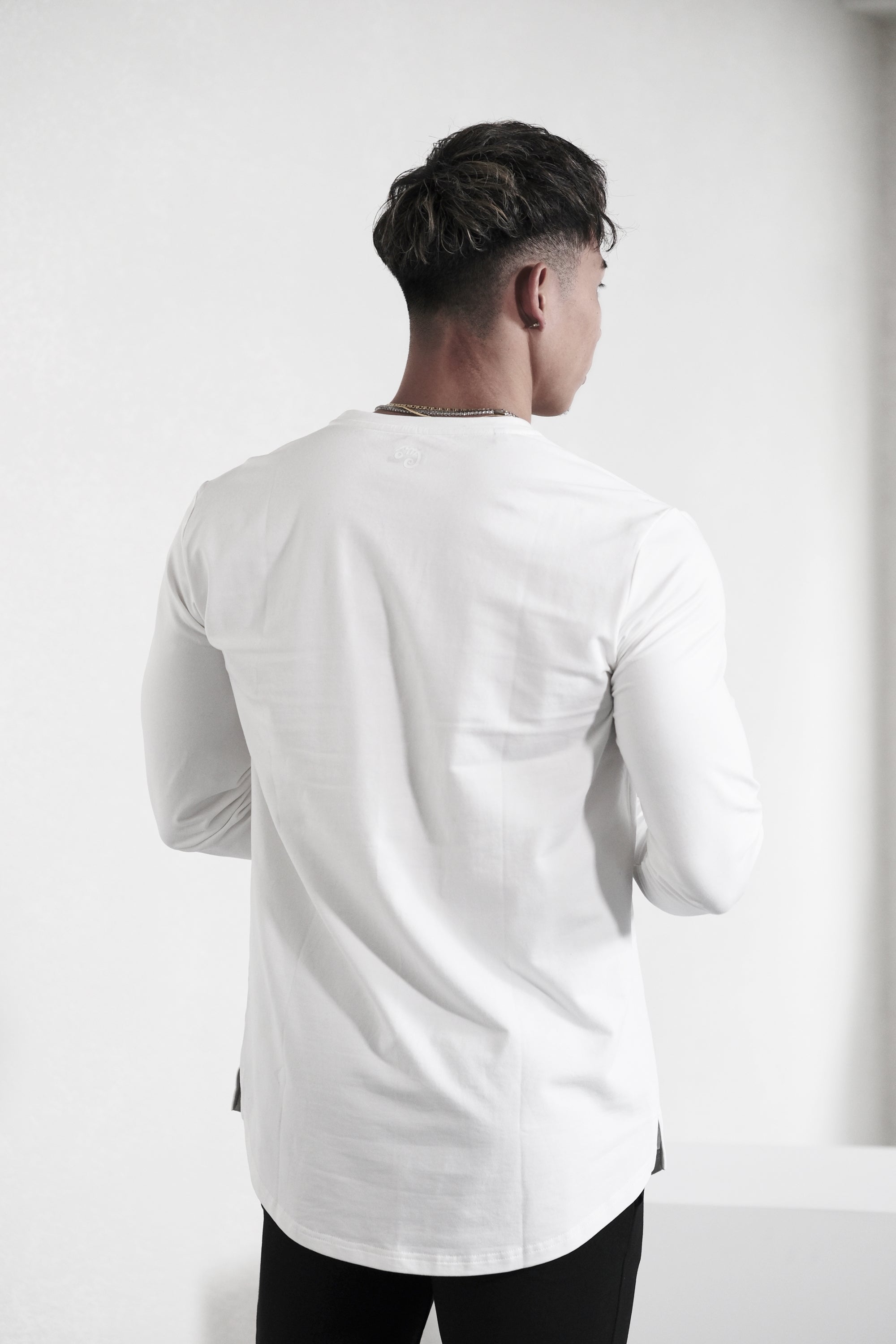 Pvot Athleisure Long Sleeve T-Shirts (Off White)