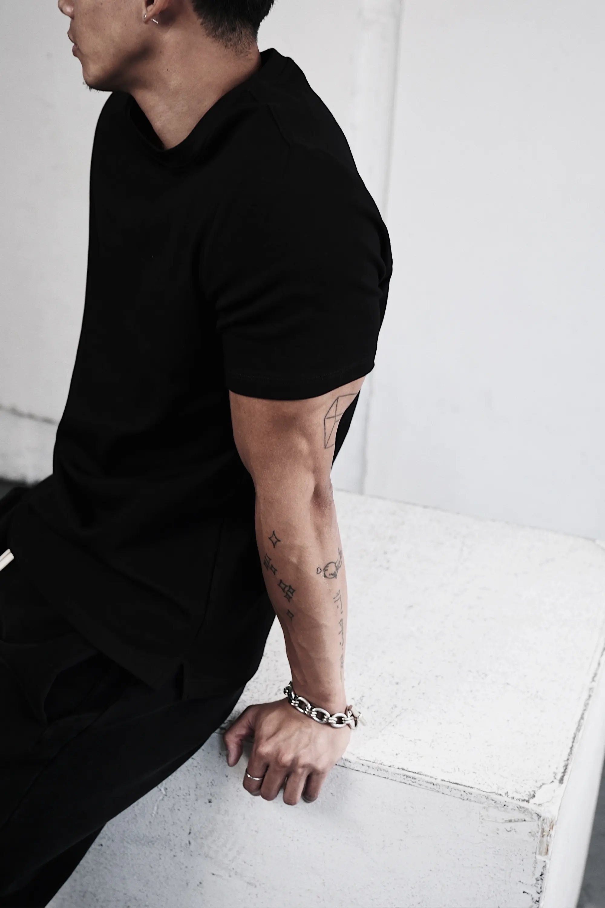 Pvot Flex Weight Athleisure T-Shirts (Black)