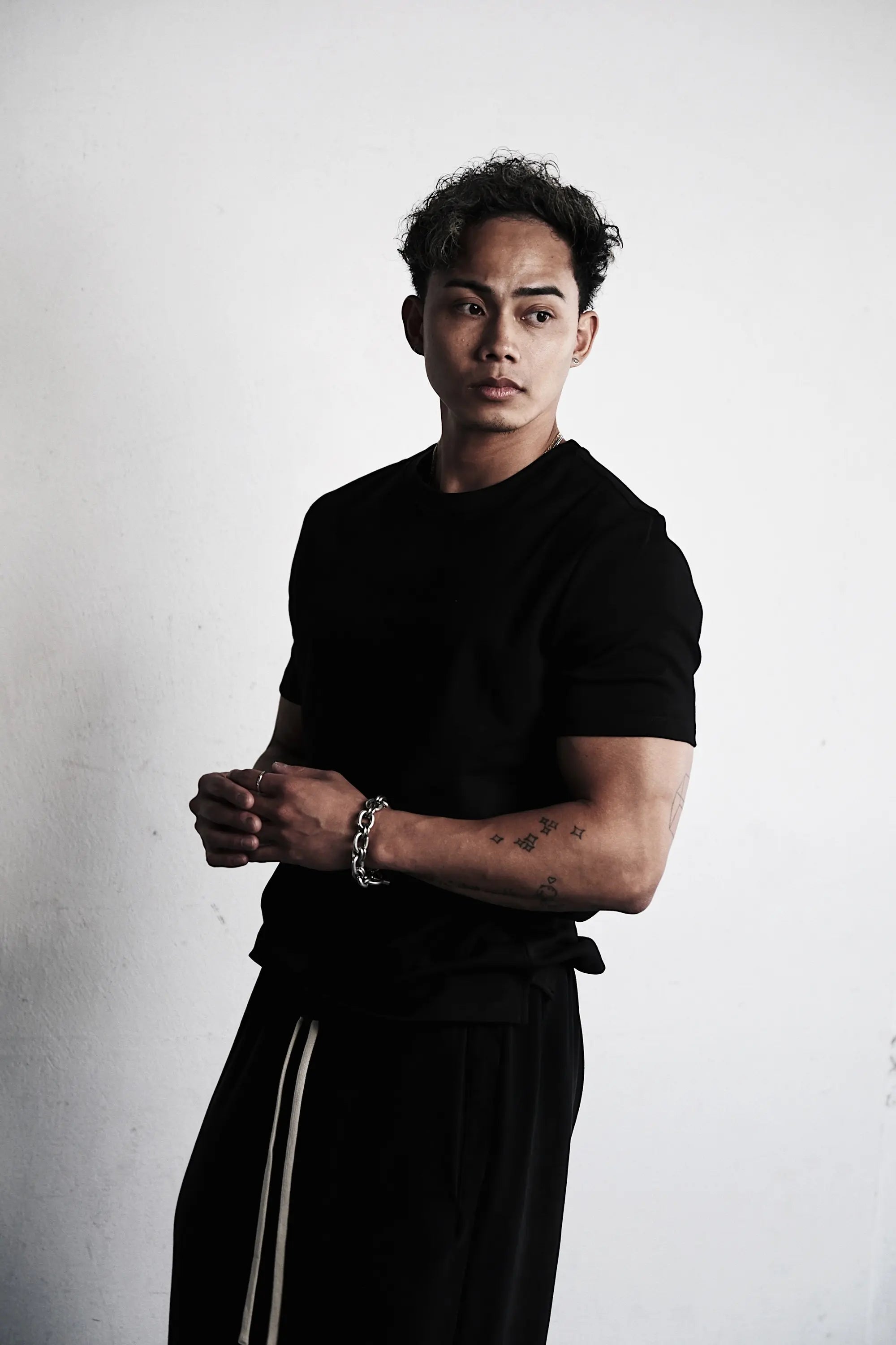 Pvot Flex Weight Athleisure T-Shirts (Black)