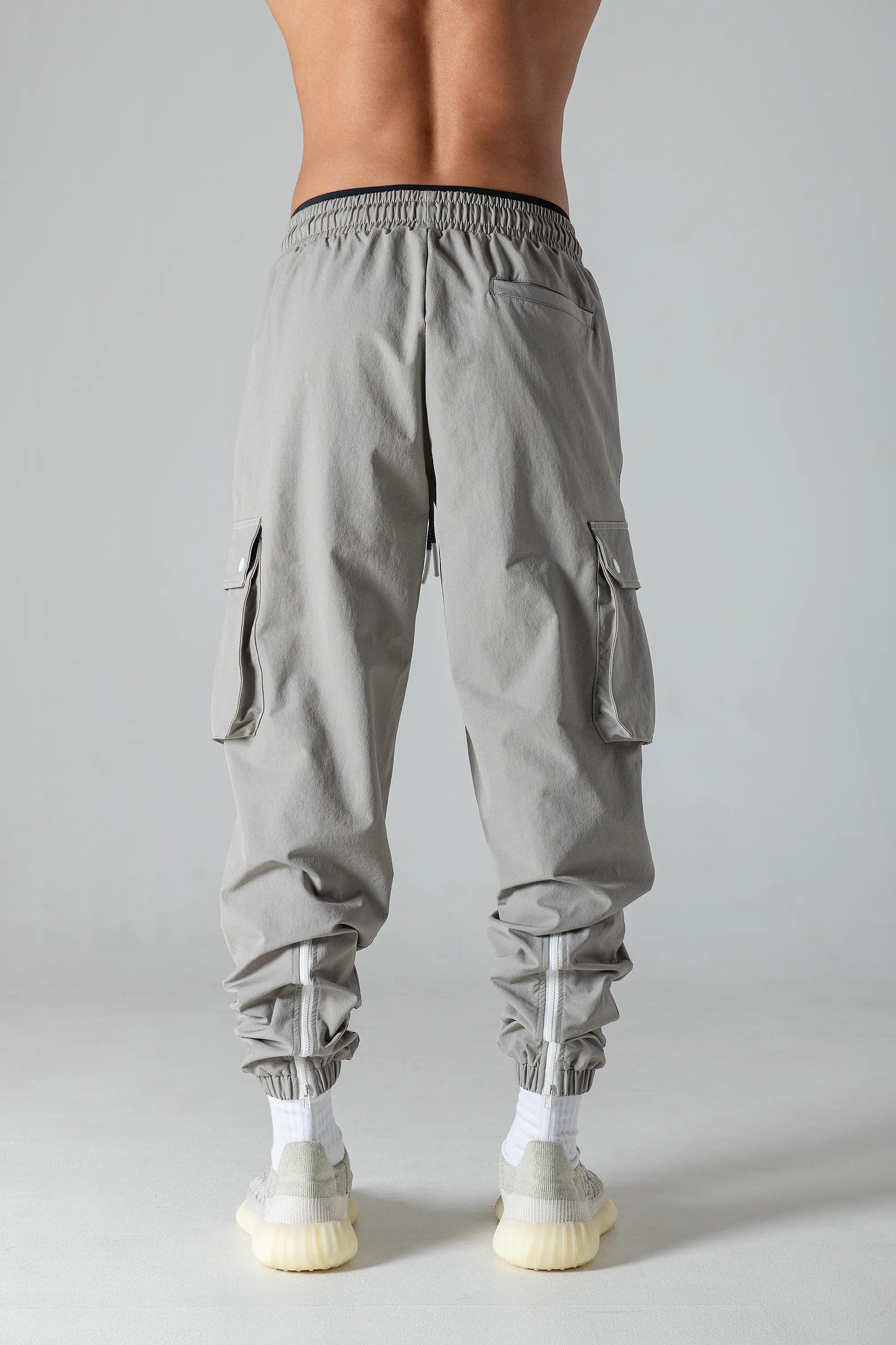 Bottom : M size (171cm / 73kg)