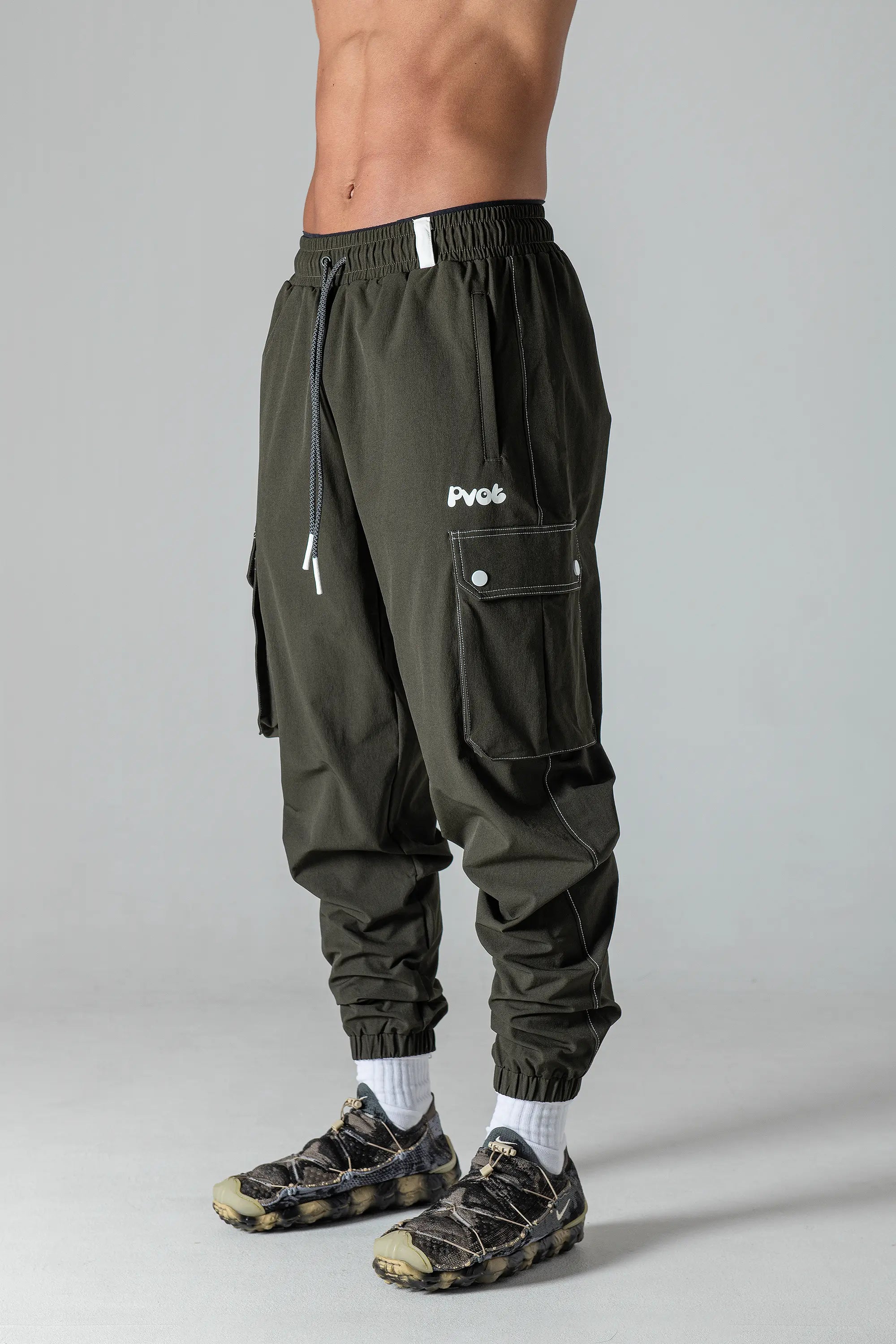 Bottom : M size (171cm / 73kg)