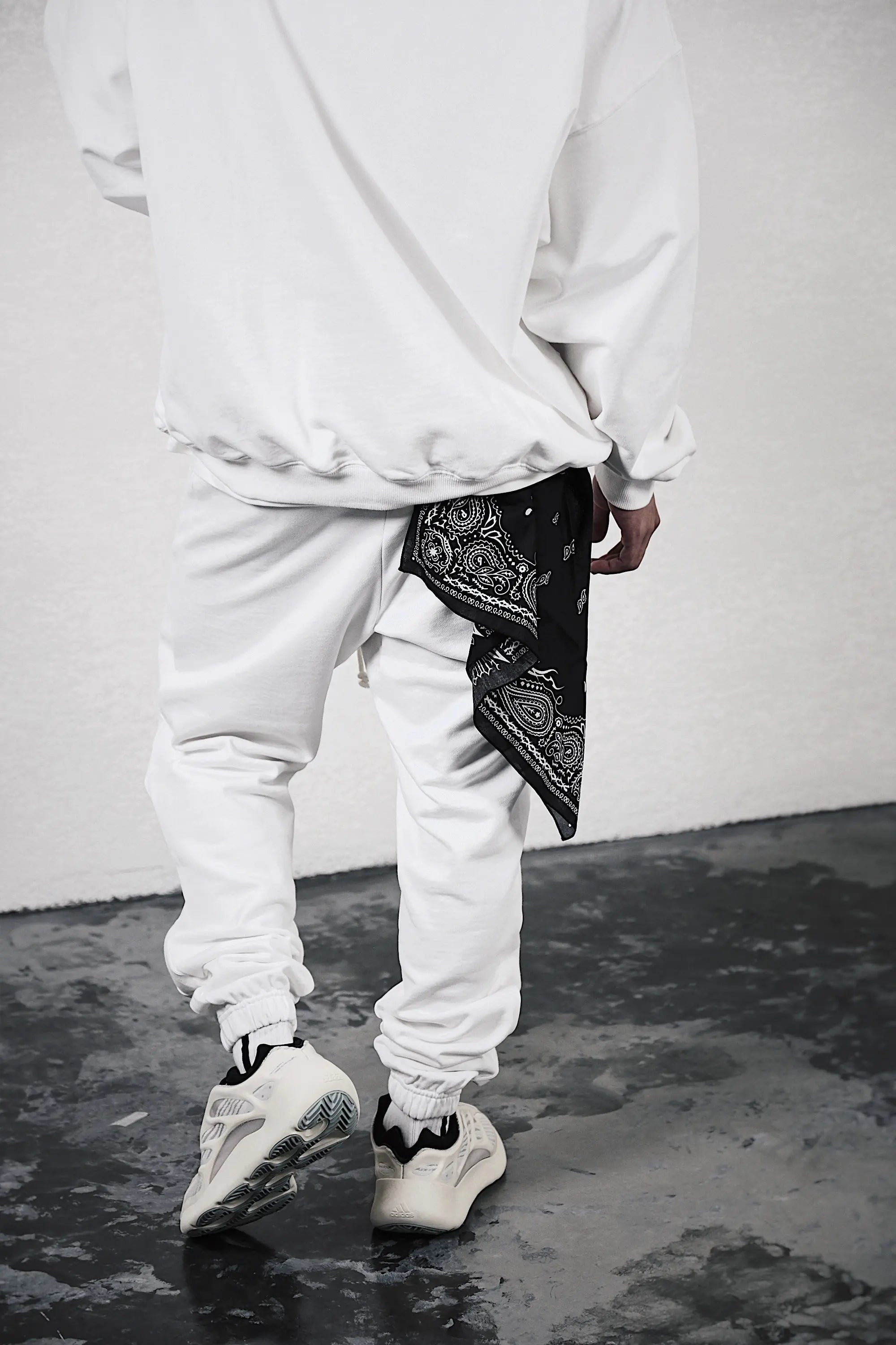 Pvot N-Basic Hoodie (White)