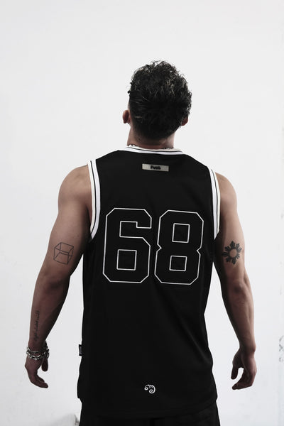 XL size (171cm/ 73kg)