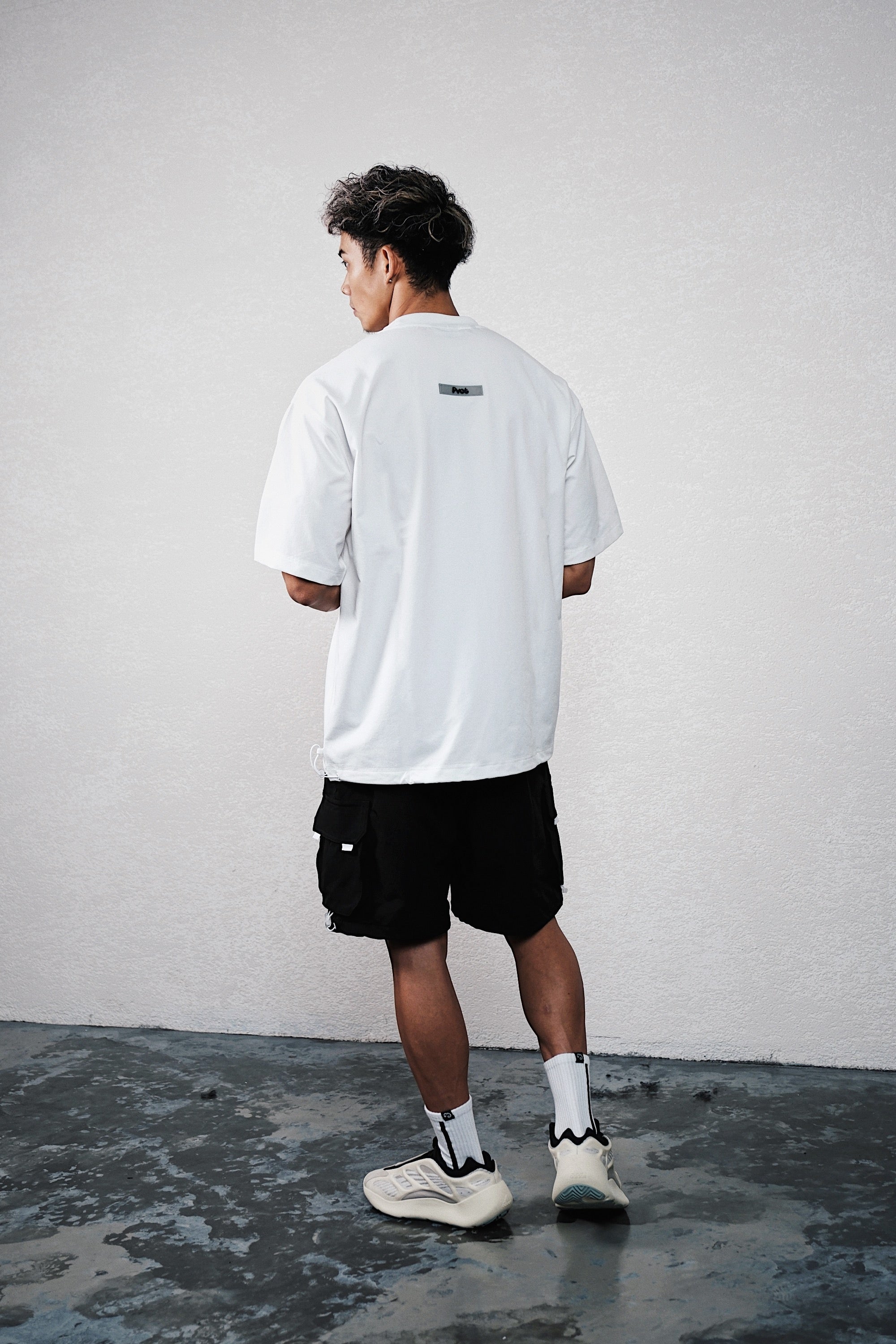 "Solitude" Stretch Nylon T-shirts (White)