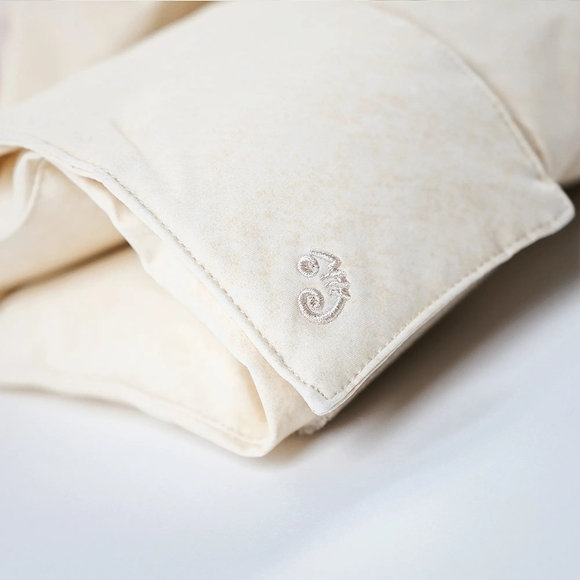 Pvot Premium Puffer Jacket (Dyed Cream)