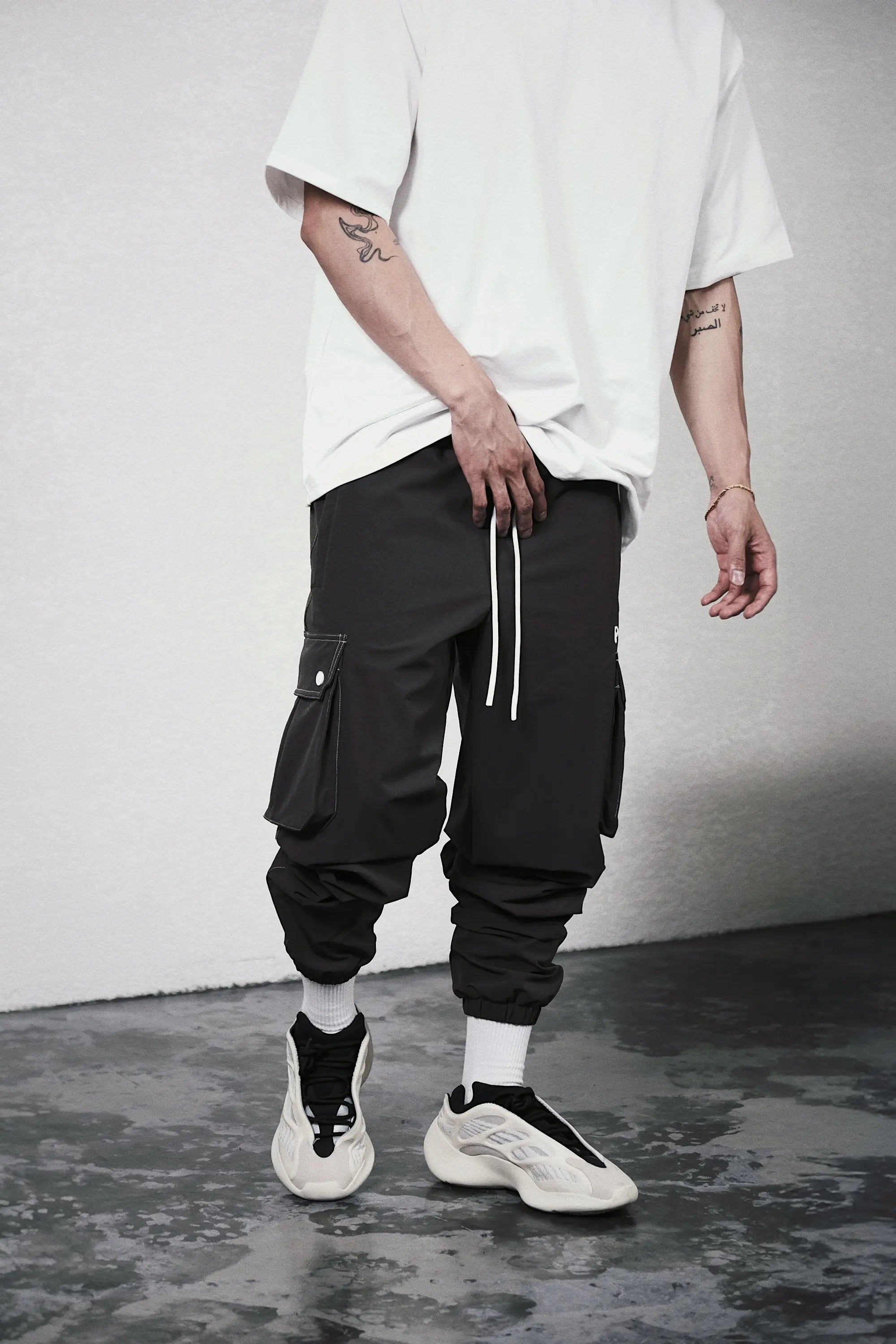 Bottom : M size (171cm / 73kg)