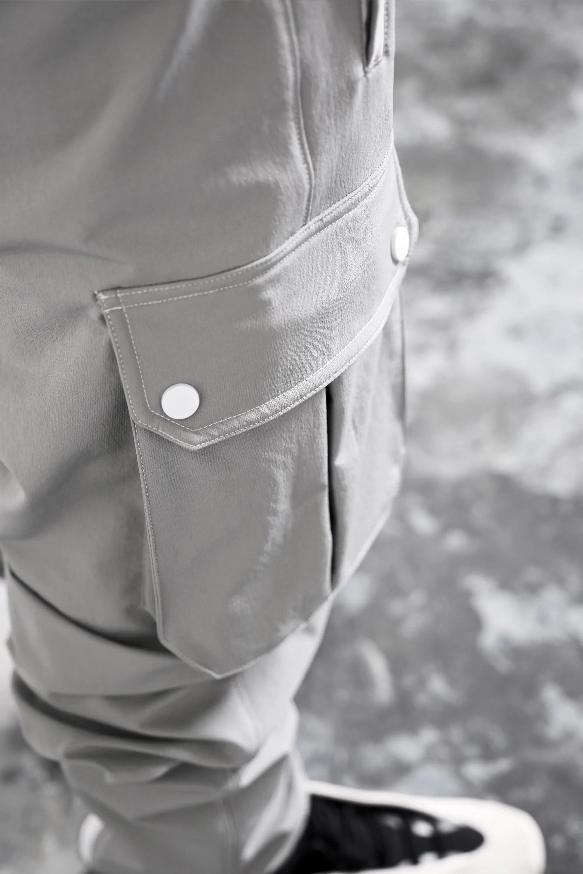 Pvot "Solitude" Stretch Cargo Jogger Pants (Light Gray)