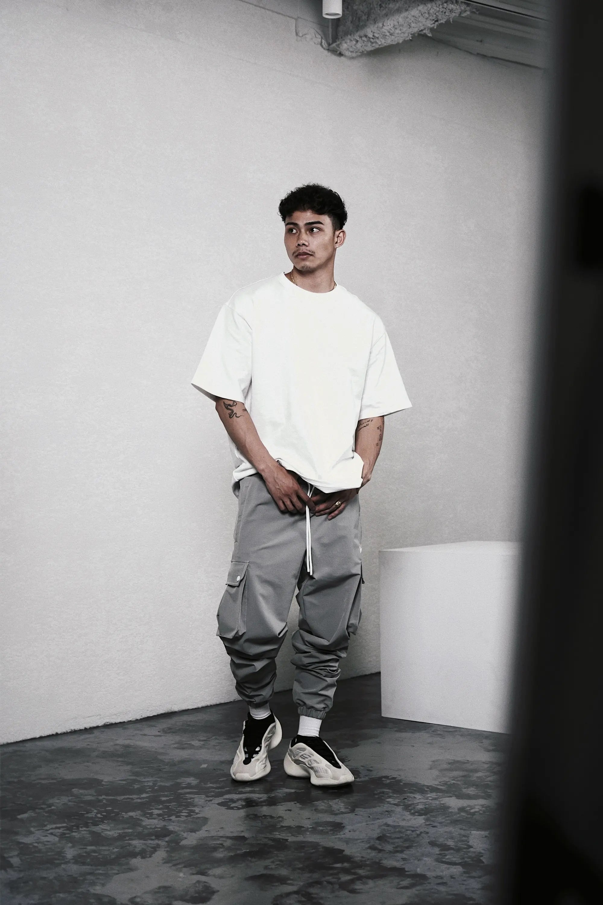 Bottom : M size (171cm / 73kg)