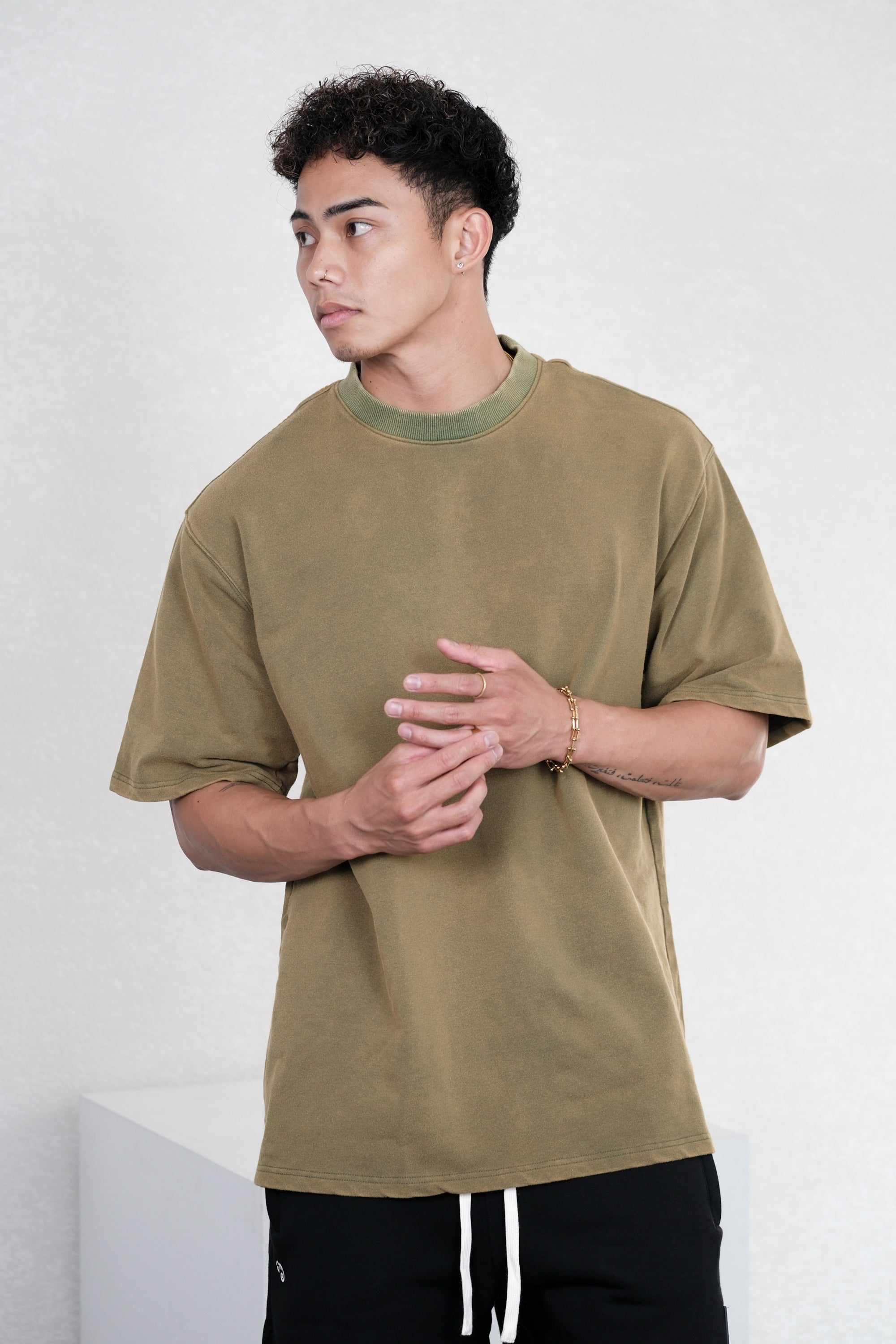 "Solitude" Over Sized T-Shirts (Washed O-Green)