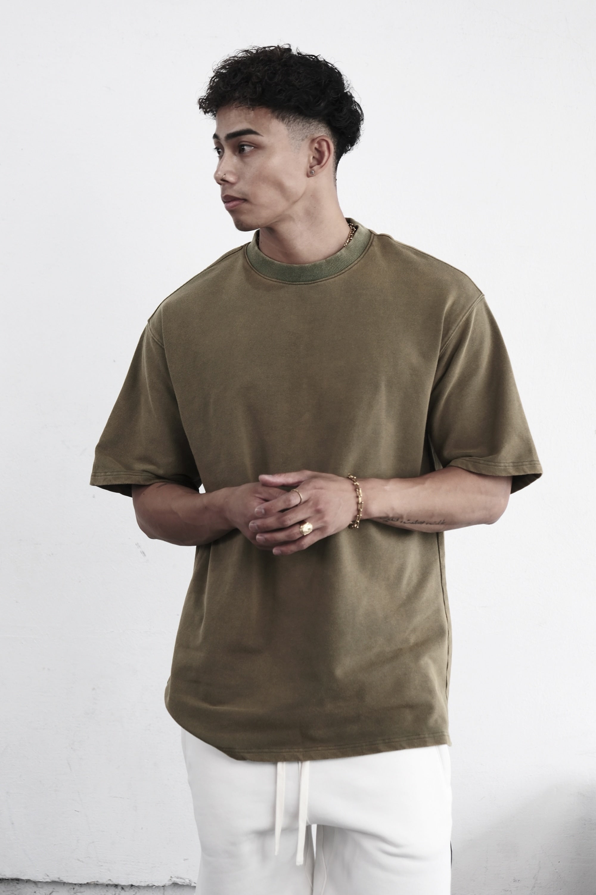 "Solitude" Over Sized T-Shirts (Washed O-Green) 