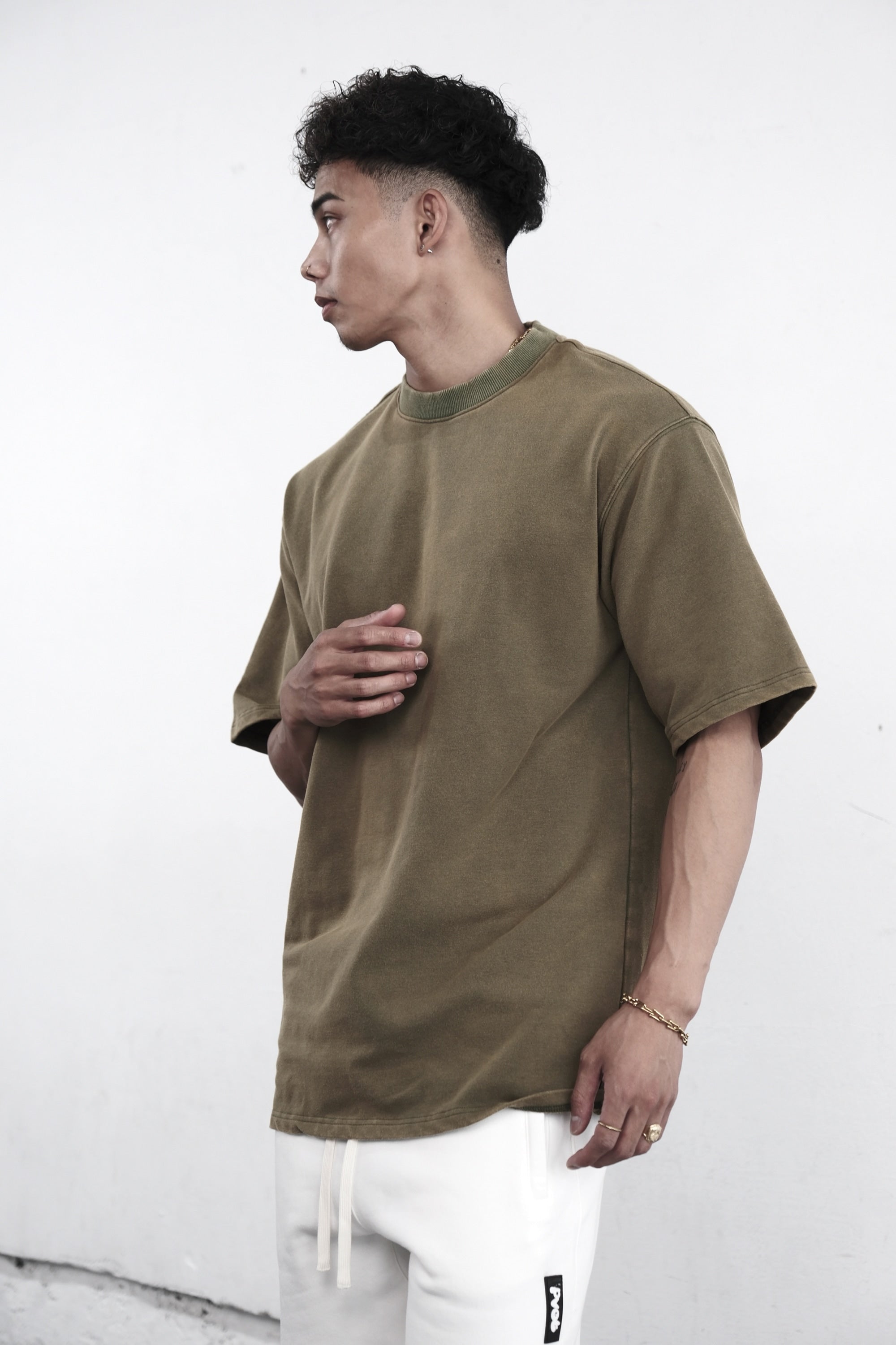 "Solitude" Over Sized T-Shirts (Washed O-Green) 