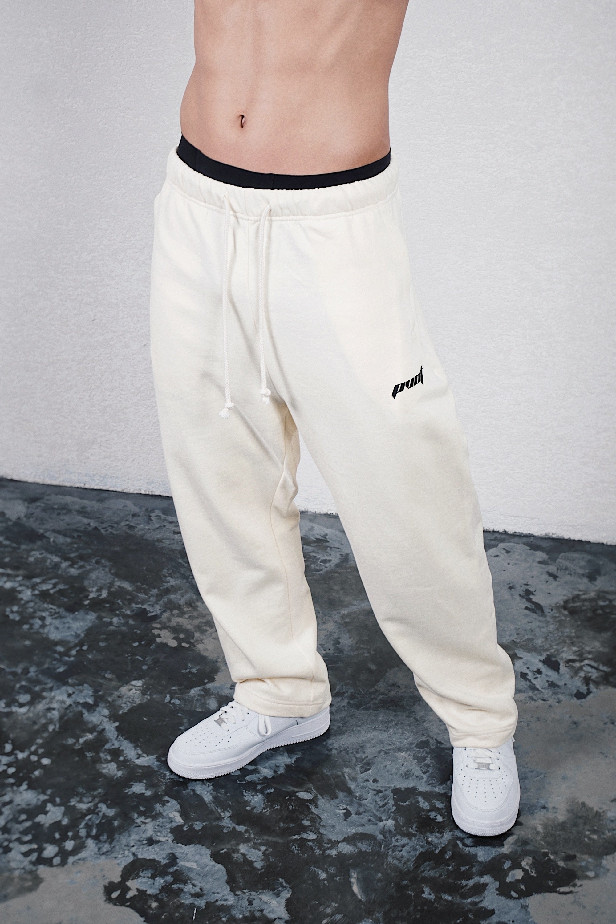 Pvot Athletic Wide Sweat Pants (Cream)