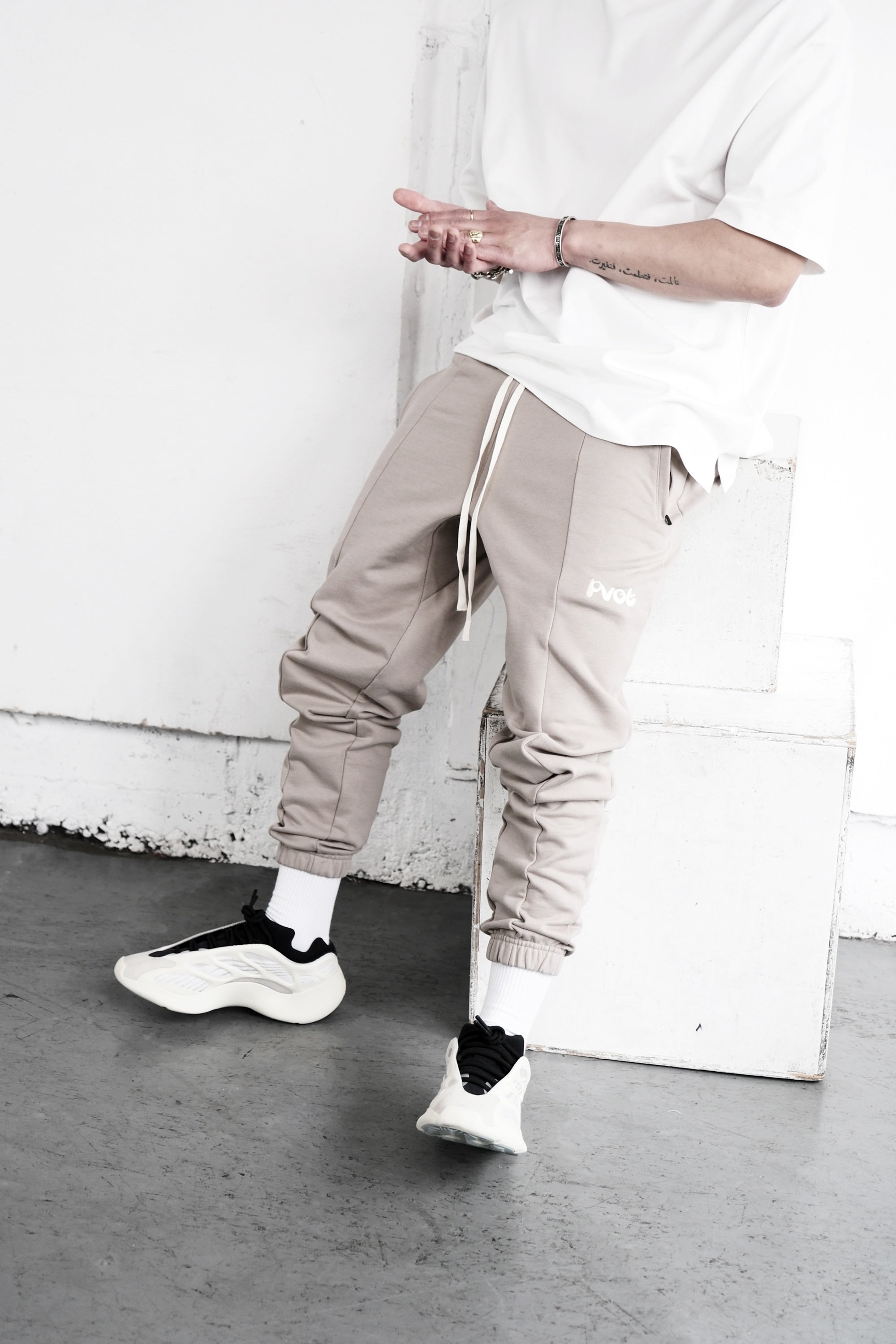 Pvot SBP Sweat Jogger Pants (Sand Beige)