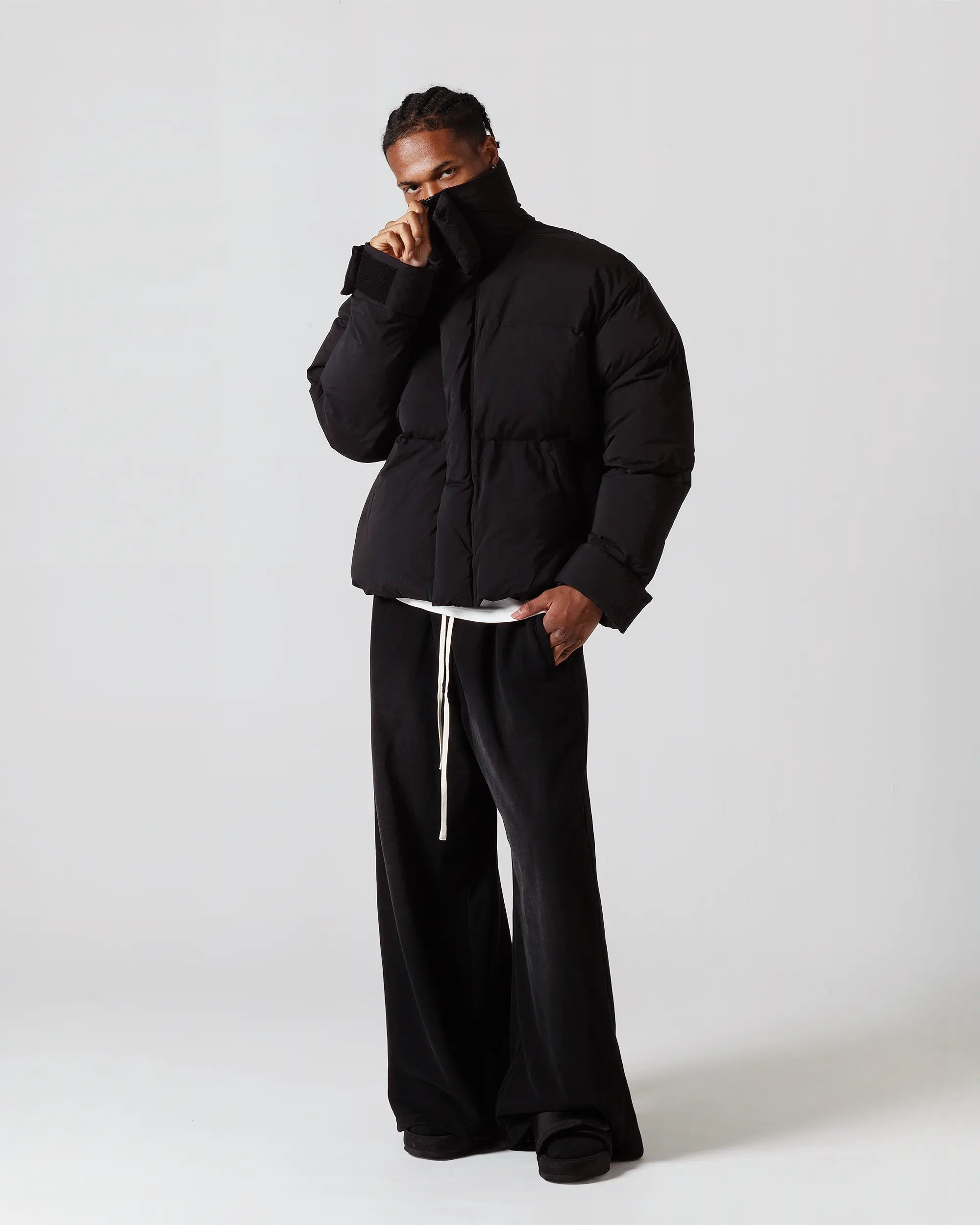 pvot黒 ダウンジャケット Lサイズ Pvot Athleisure Nylon Premium Line 