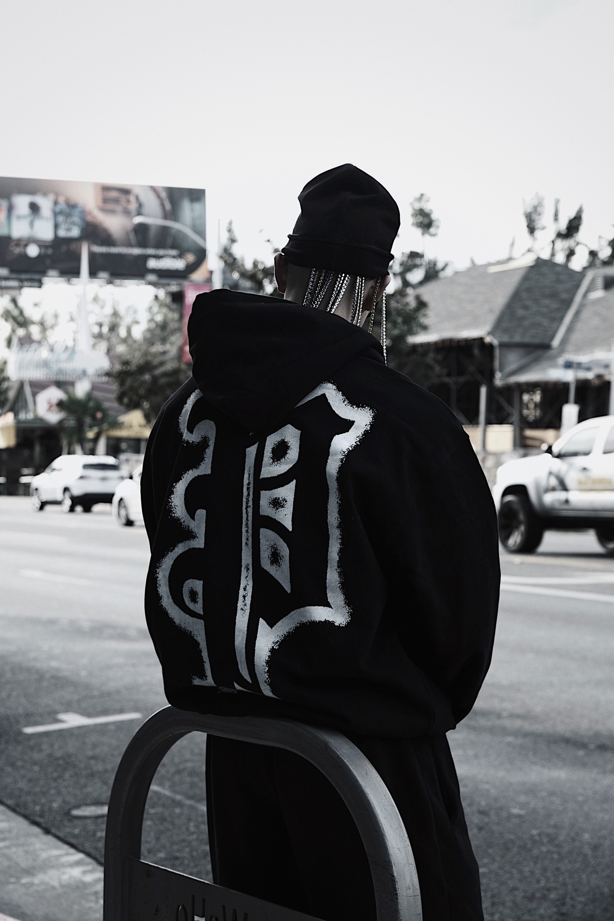 "Privé" Premium Logo Hoodie (Black / White)