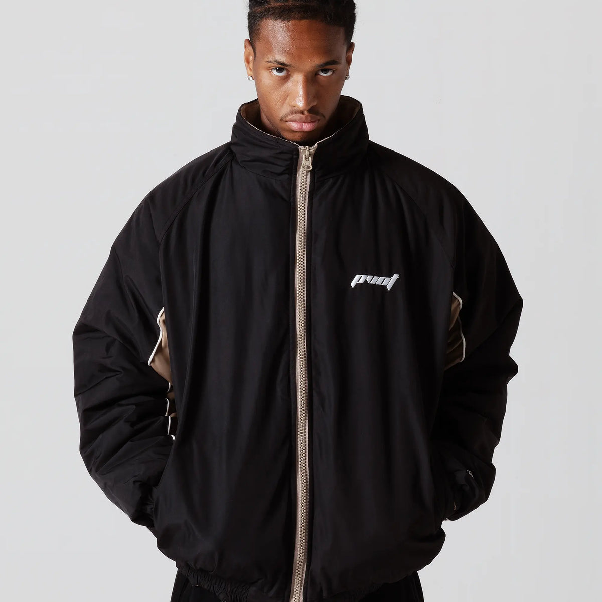 【限定値下げ】AVENCHUMU stadium jacket ブラック Pvot Crew Stadium Jacket (Black / Beige)