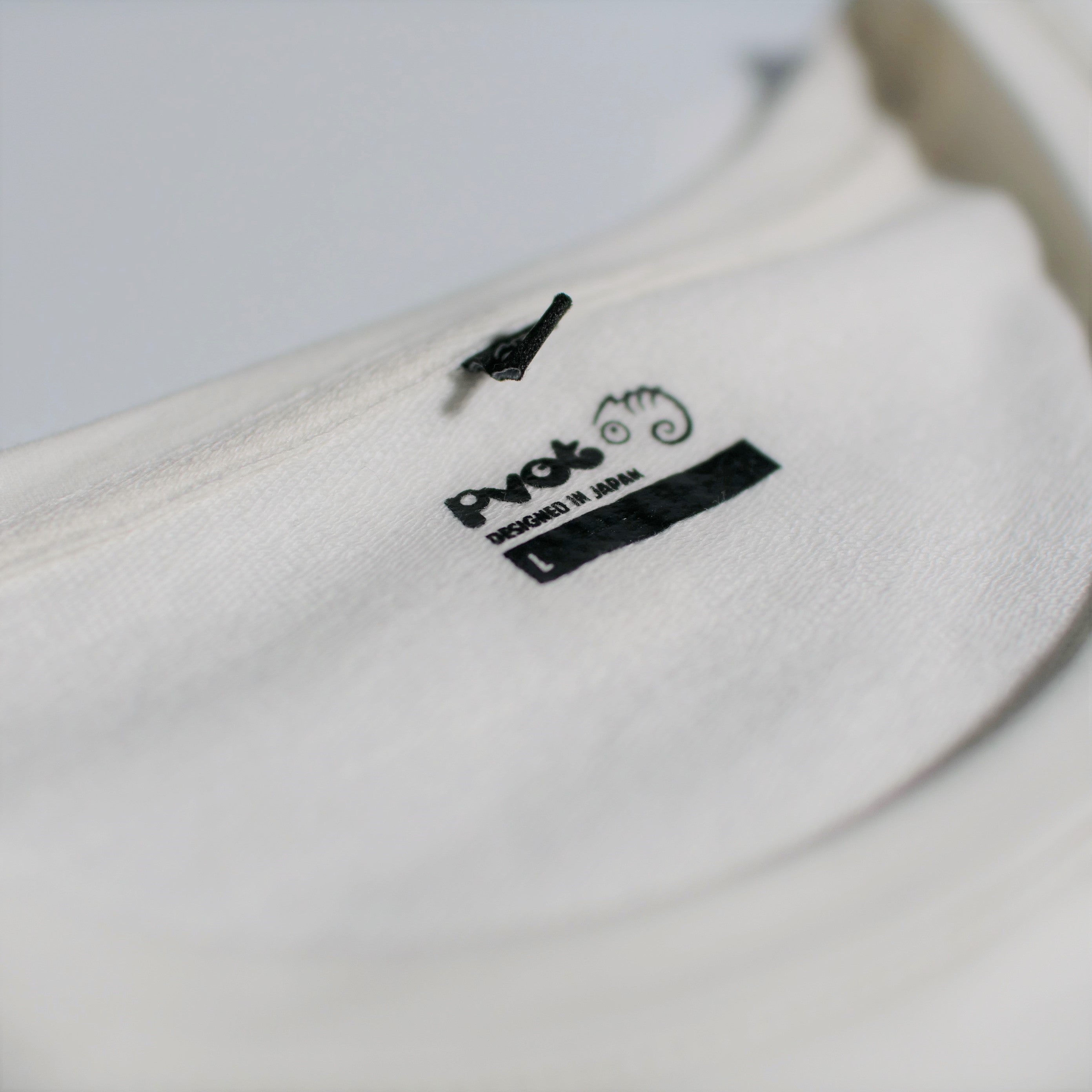 Pvot Street Long Sleeve T-shirts (White)